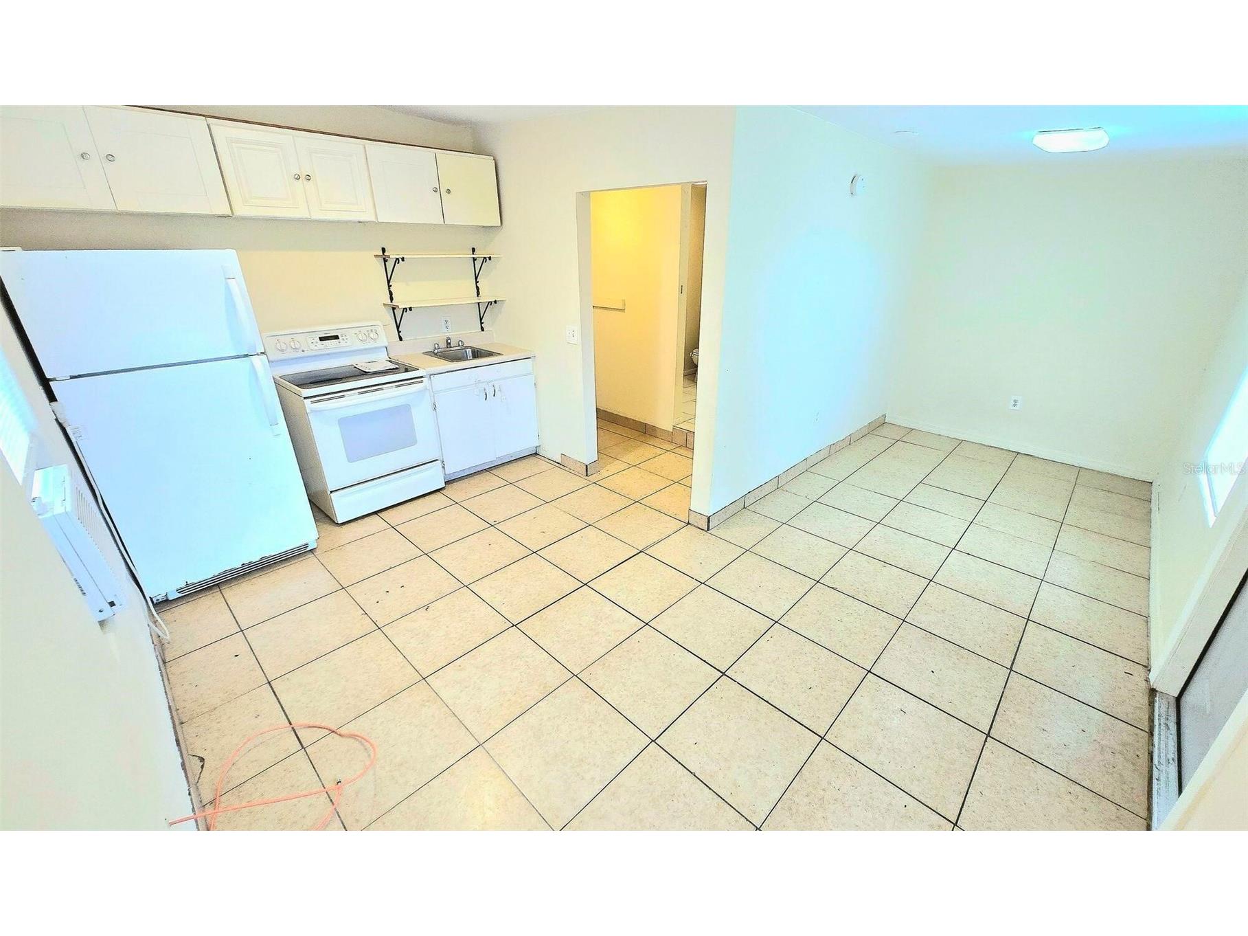 2014 10th Street W #B Bradenton FL 34205 A4685111 image2
