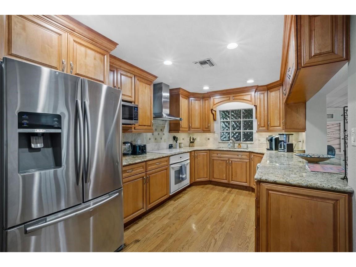 2014 8th Terrace SE Winter Haven FL 33880 - LAKE LULU L4956152 image4