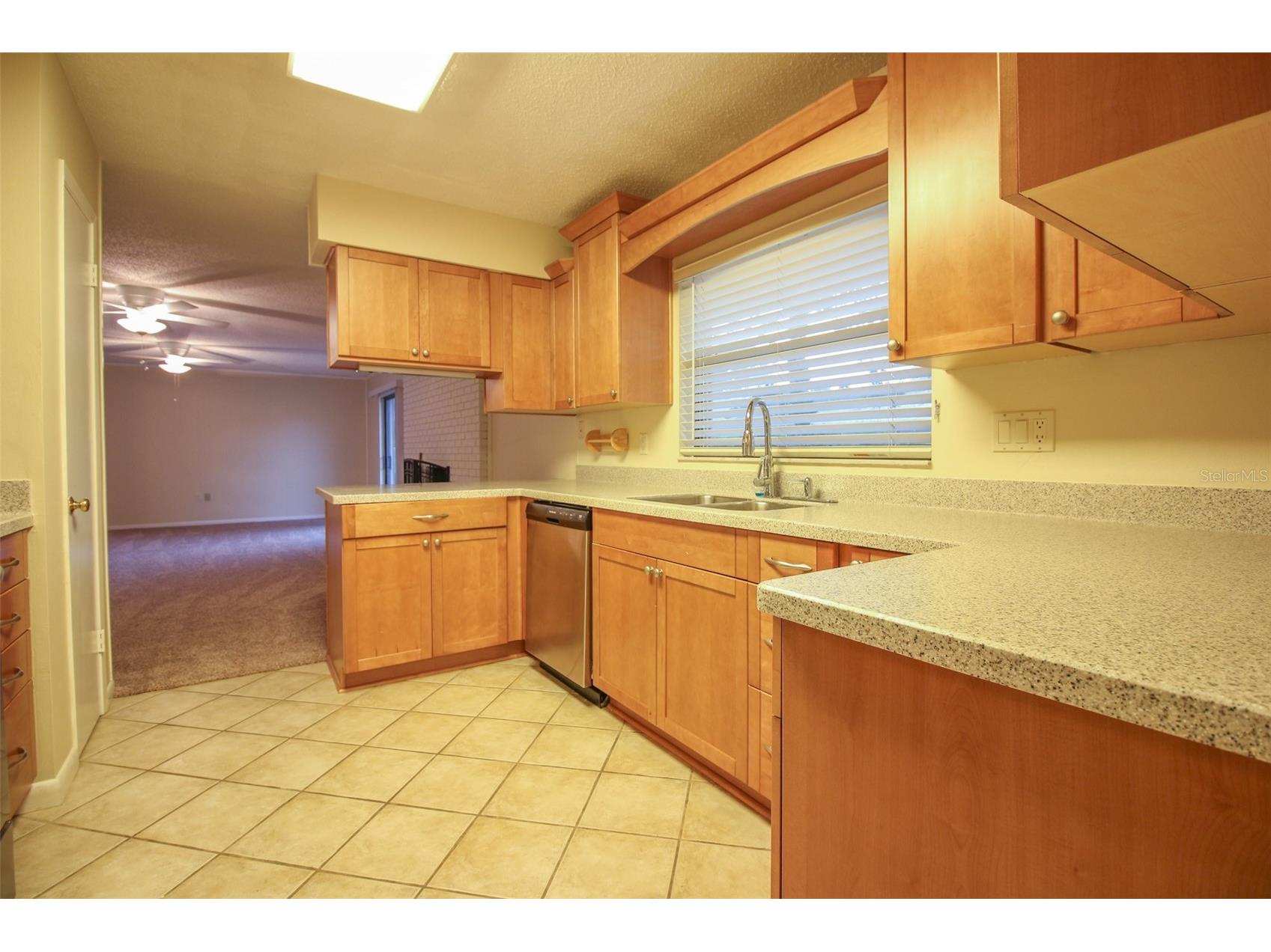 2014 Charnes Drive Lakeland FL 33813 L4962654 image9
