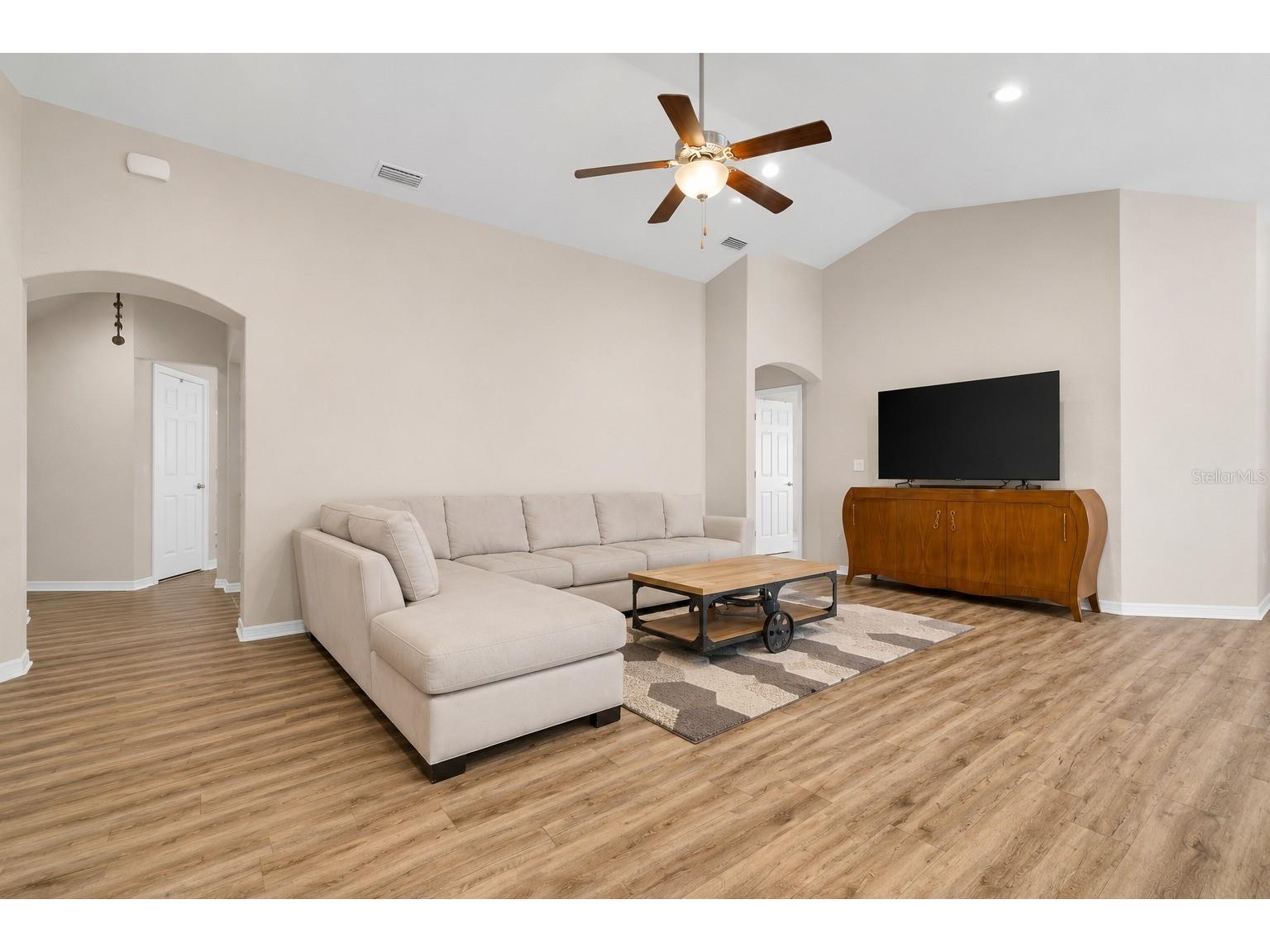 2014 Danes Court Lakeland FL 33810 TB8513490 image5