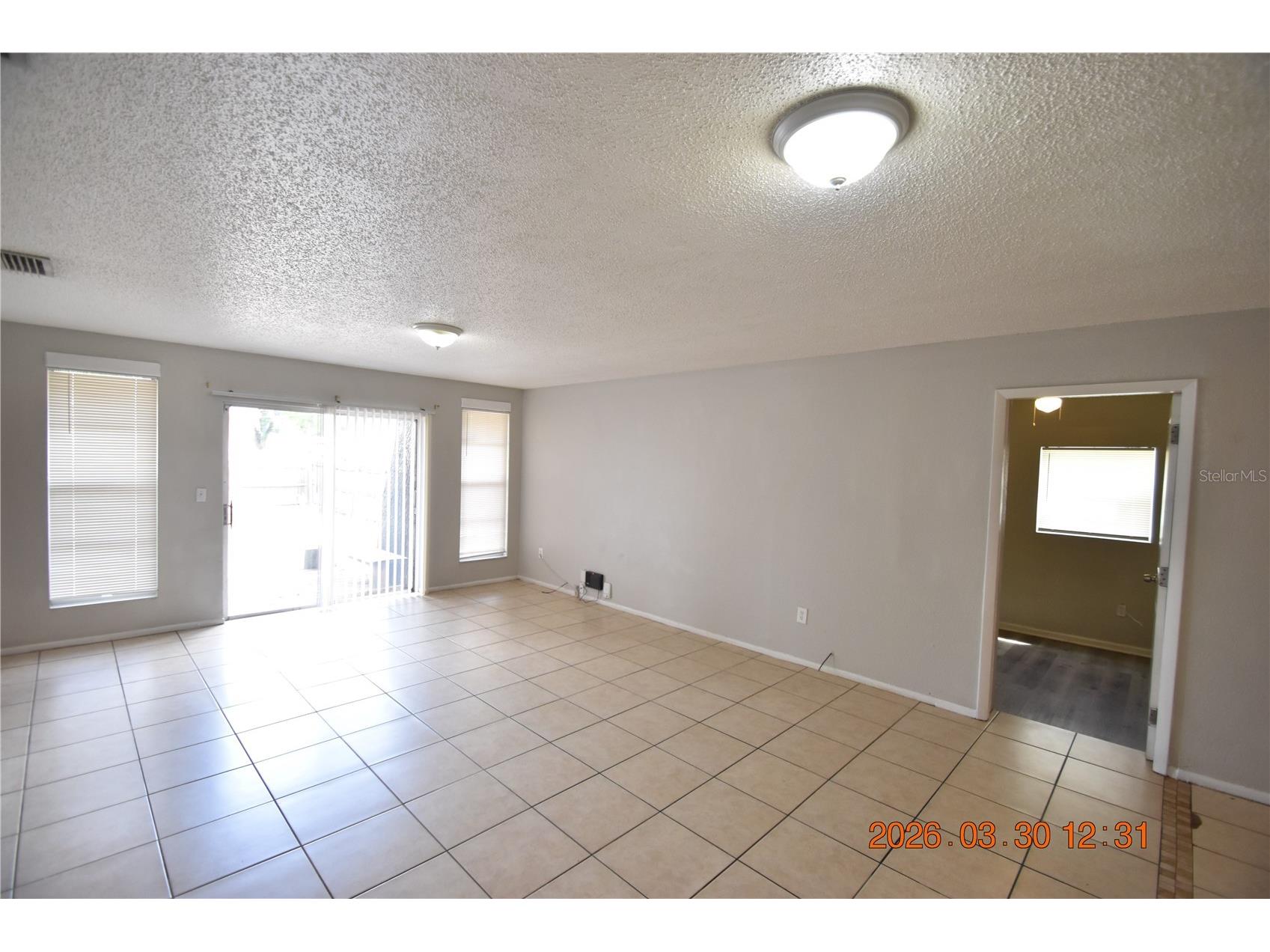 2014 E Linebaugh Avenue Tampa FL 33612 TB8492882 image3