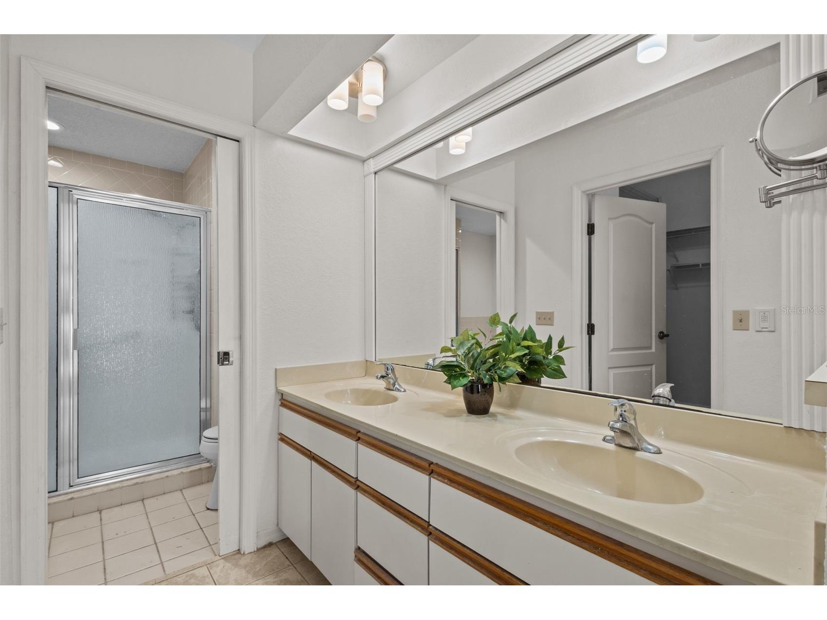 2014 Golfview Drive #2014 Tarpon Springs FL 34689 TB8483185 image16