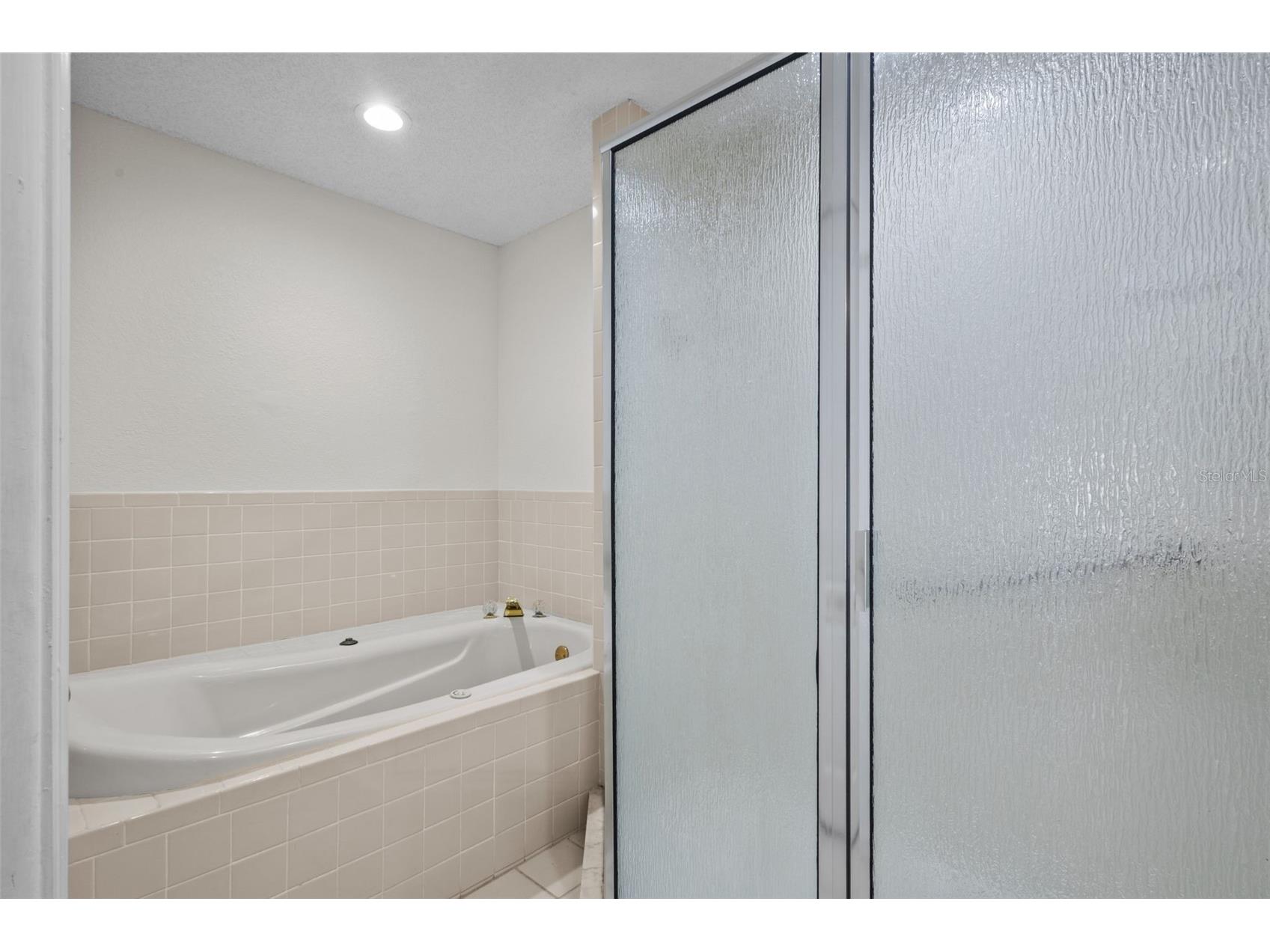 2014 Golfview Drive #2014 Tarpon Springs FL 34689 TB8483185 image18
