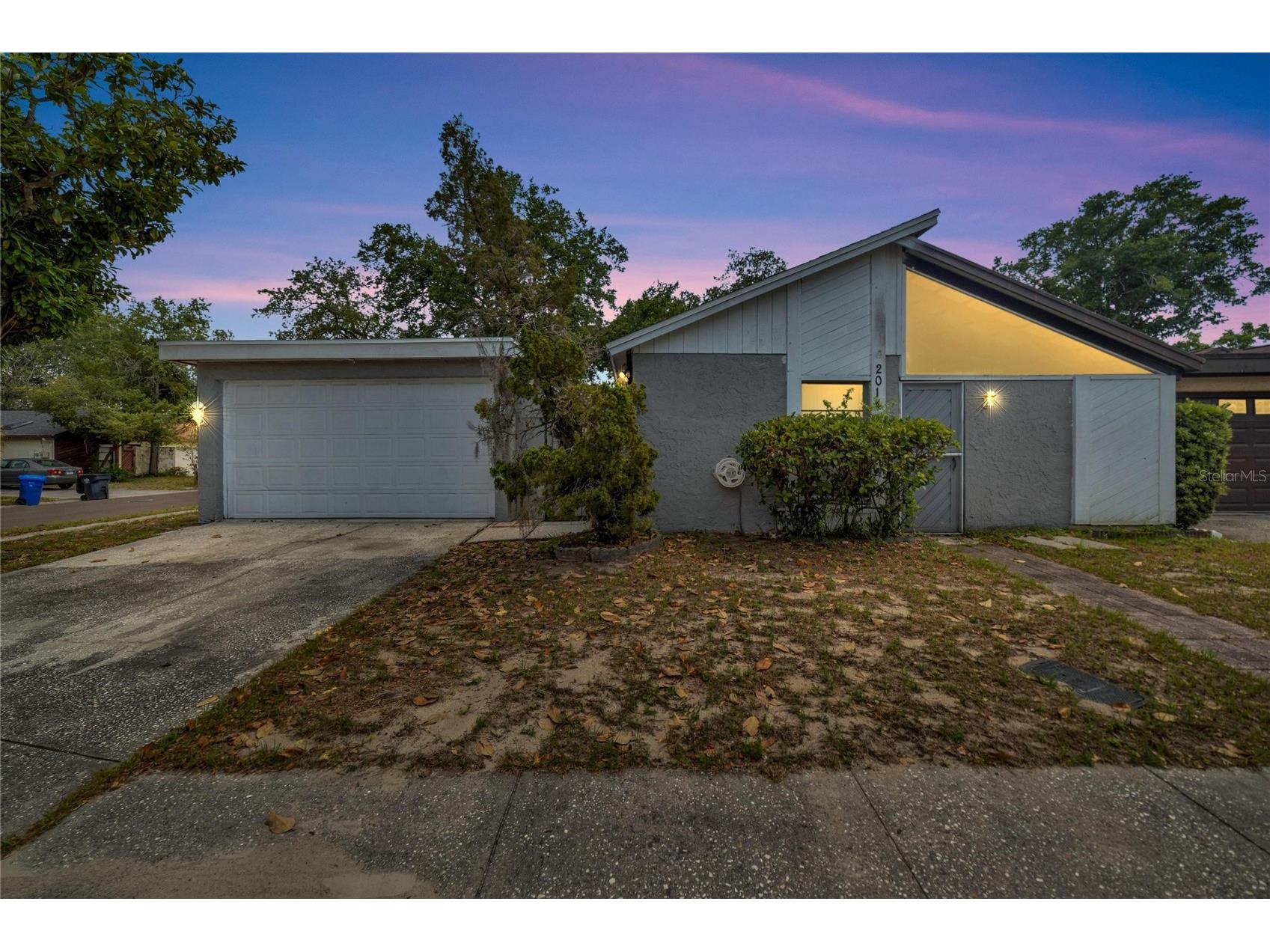 2014 Gregory Drive Tampa FL 33613 T3528324 image1