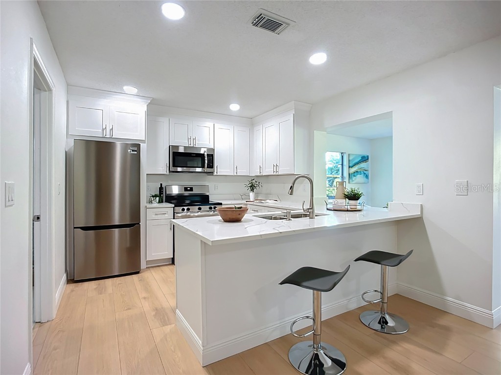 2014 Hampstead Circle Sun City Center FL 33573 TB8438221 image7