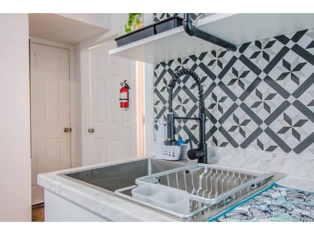  Orlando FL 32803 O6123065 image9