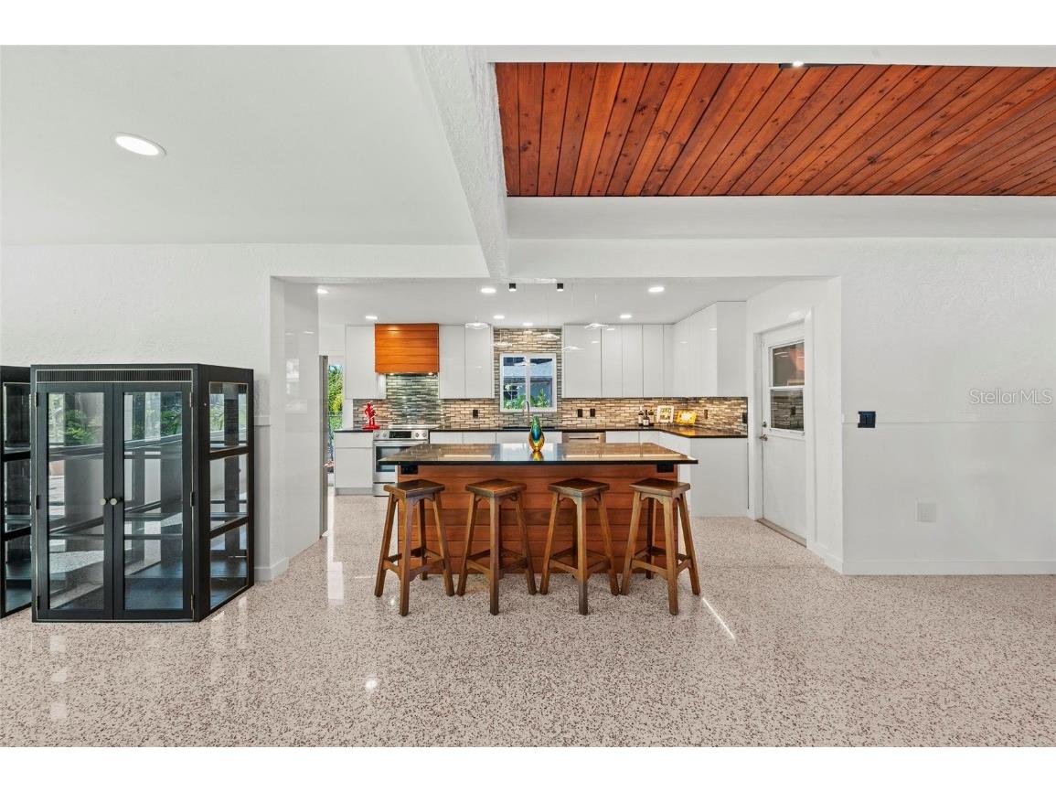 2014 Riverside Drive E Bradenton FL 34208 - MANATEE RIVER A4672794 image25