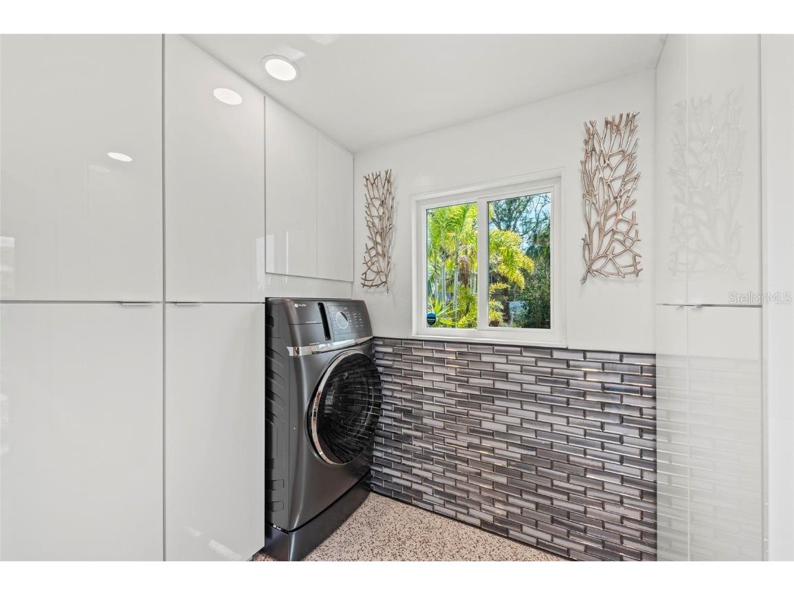 2014 Riverside Drive E Bradenton FL 34208 - MANATEE RIVER A4672794 image32