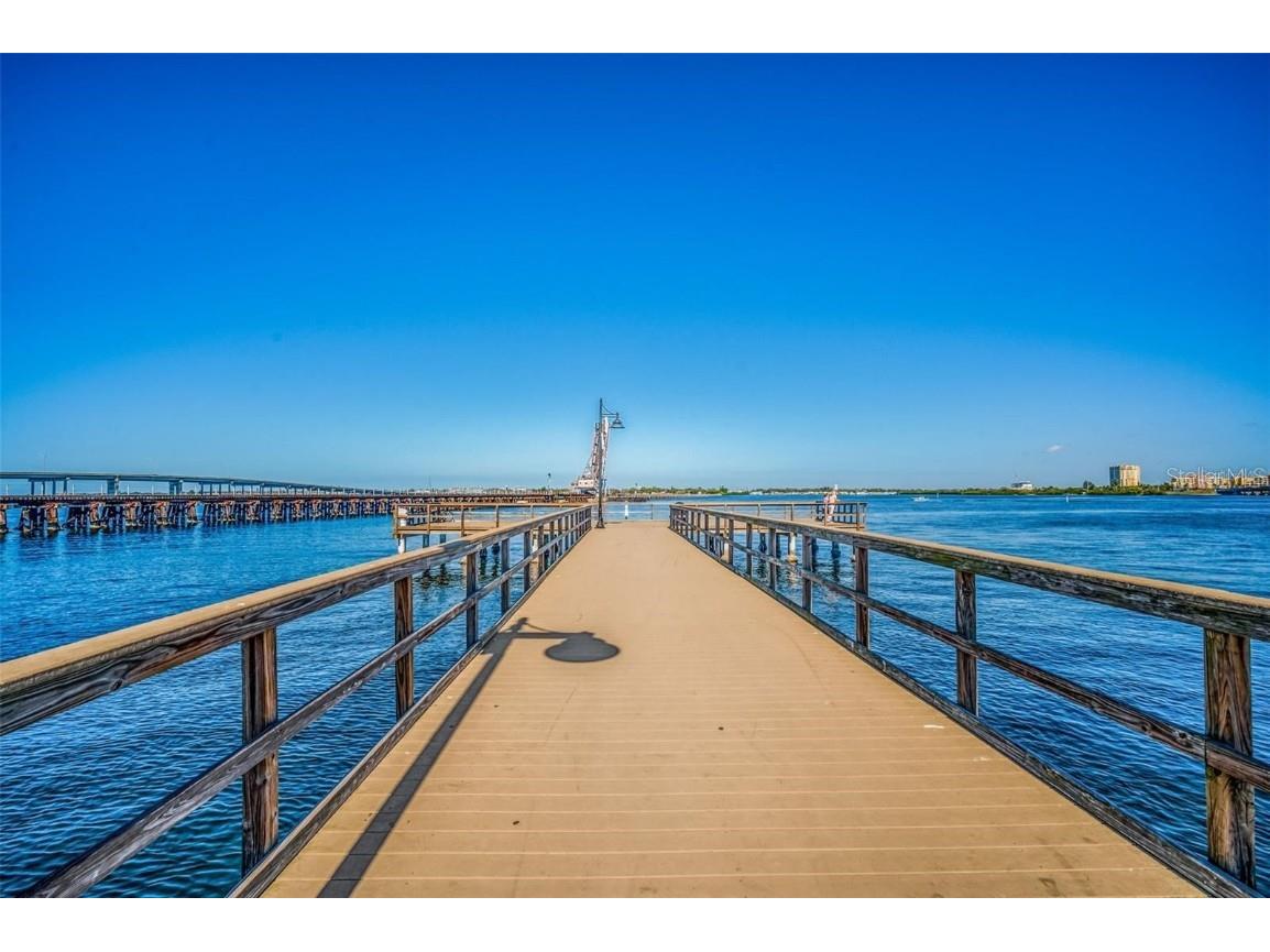 2014 Riverside Drive E Bradenton FL 34208 - MANATEE RIVER A4672794 image50