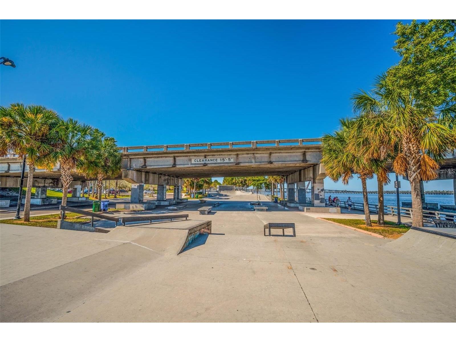 2014 Riverside Drive E Bradenton FL 34208 - MANATEE RIVER A4672794 image62