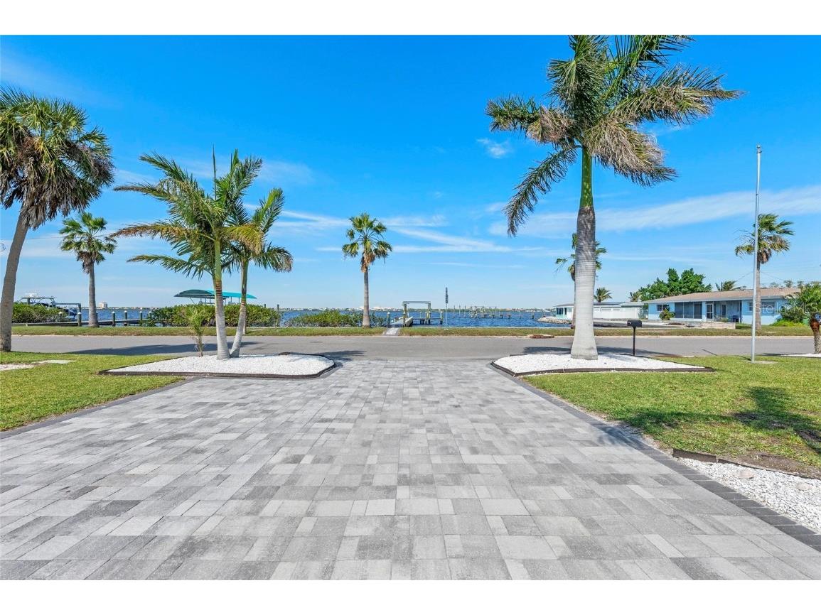 2014 Riverside Drive E Bradenton FL 34208 - MANATEE RIVER A4672794 image8