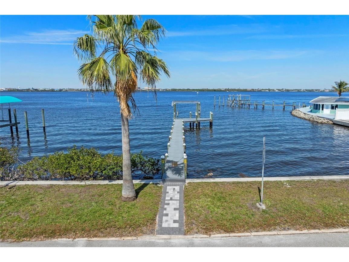 2014 Riverside Drive E Bradenton FL 34208 - MANATEE RIVER A4672794 image9