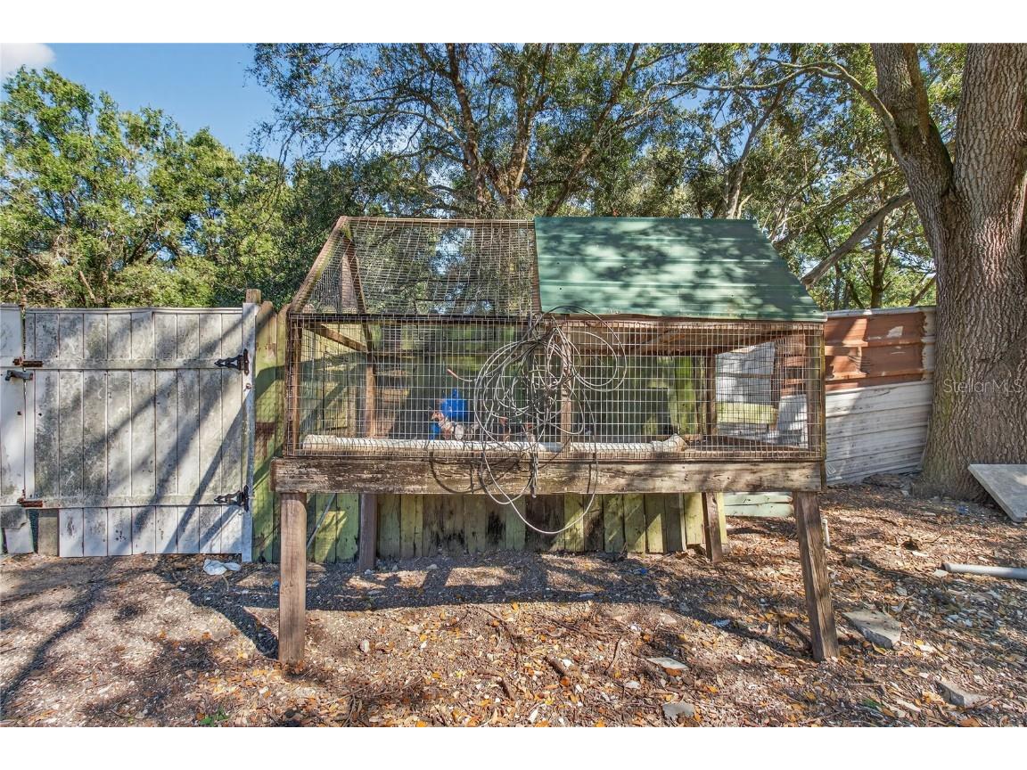 2014 S 58th St Tampa FL 33619 TB8441143 image25