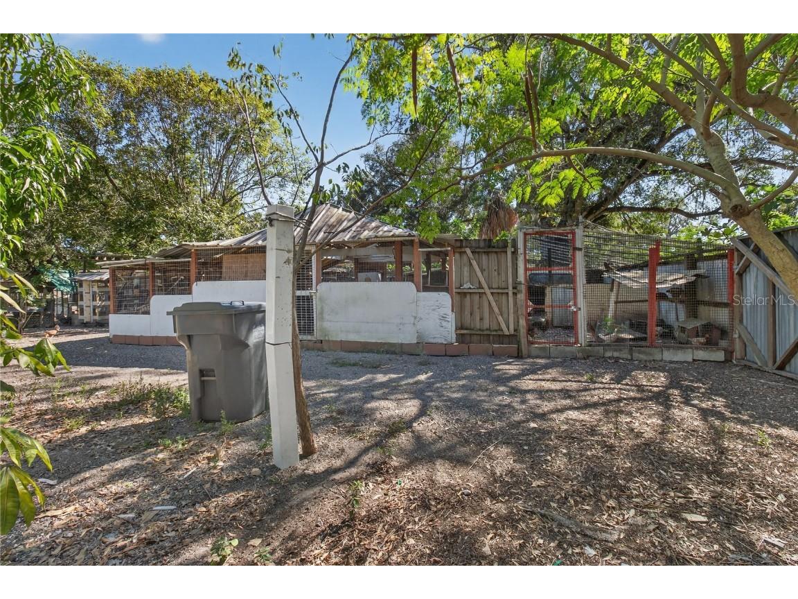 2014 S 58th St Tampa FL 33619 TB8441143 image36