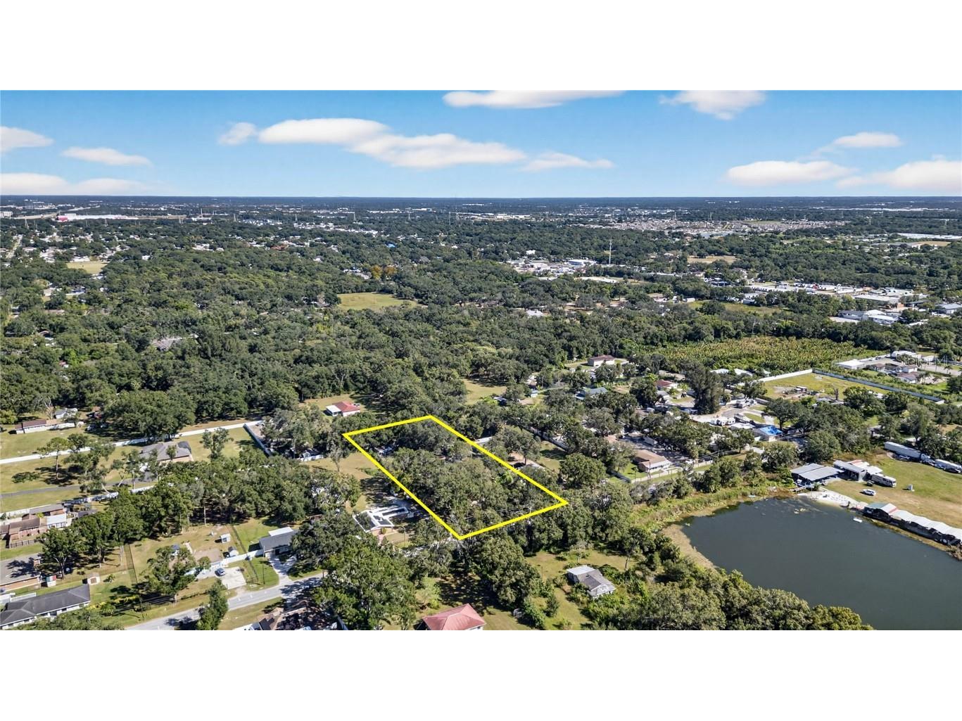 2014 S 58th St Tampa FL 33619 TB8441143 image69