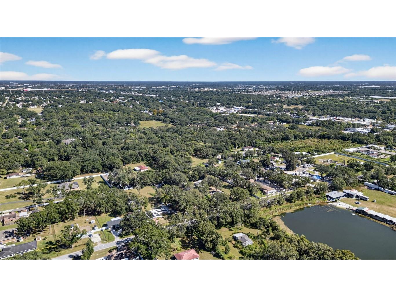 2014 S 58th St Tampa FL 33619 TB8441143 image70