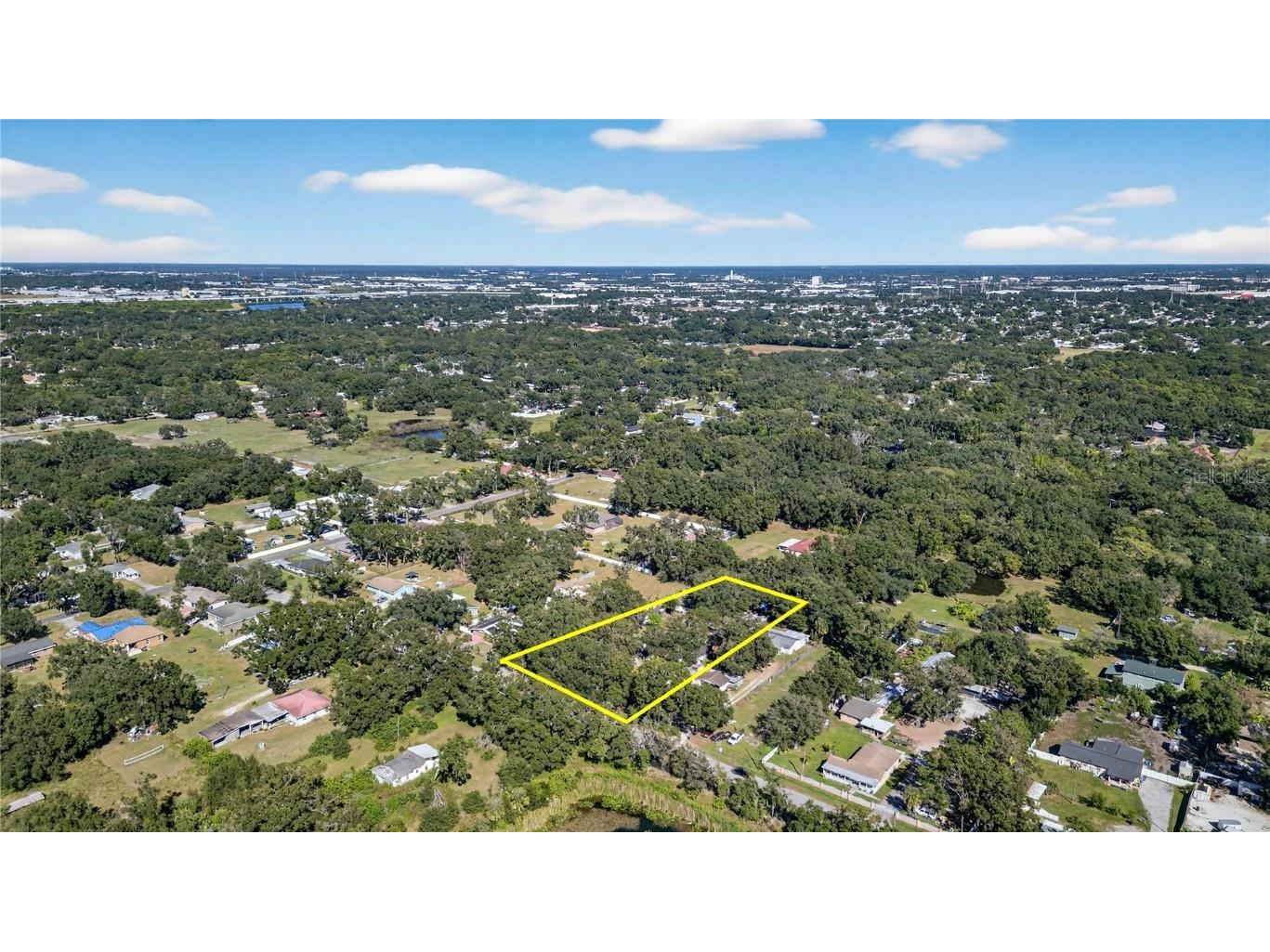 2014 S 58th St Tampa FL 33619 TB8441143 image73