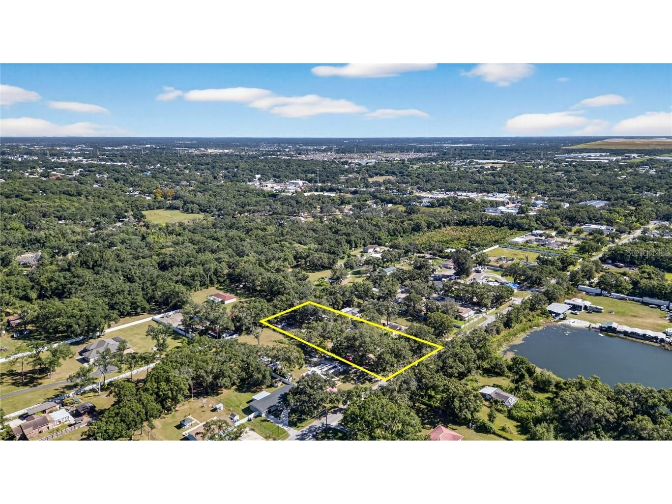 2014 S 58th St Tampa FL 33619 TB8441143 image8