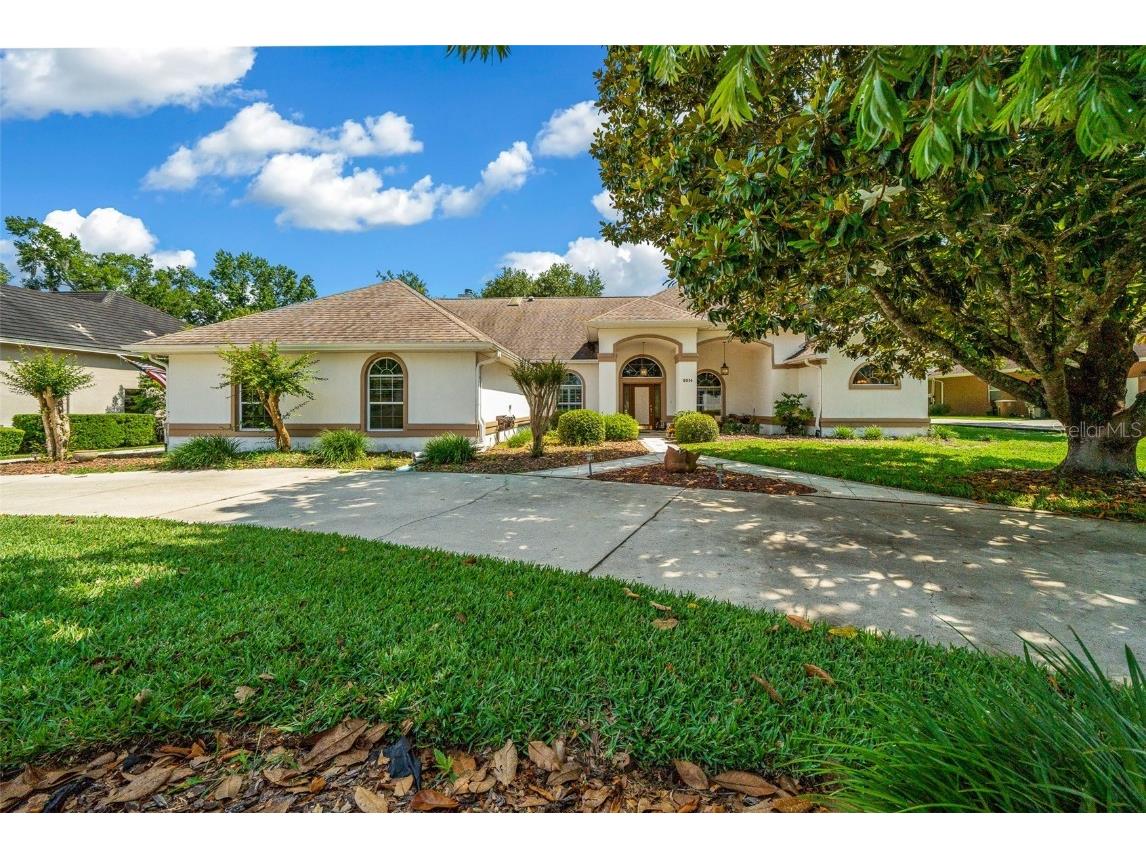 2014 SE Twin Bridge Court Ocala FL 34471 OM678818 image1