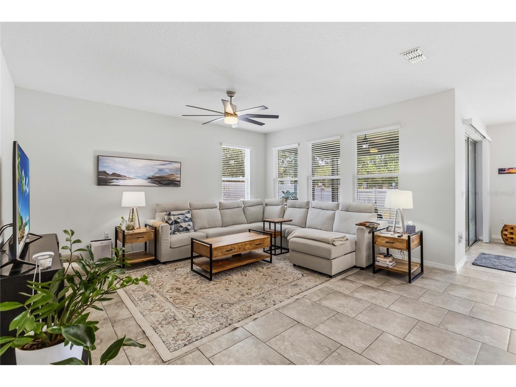 2015 Beacon Landing Circle Orlando FL 32824 S5150390 image5