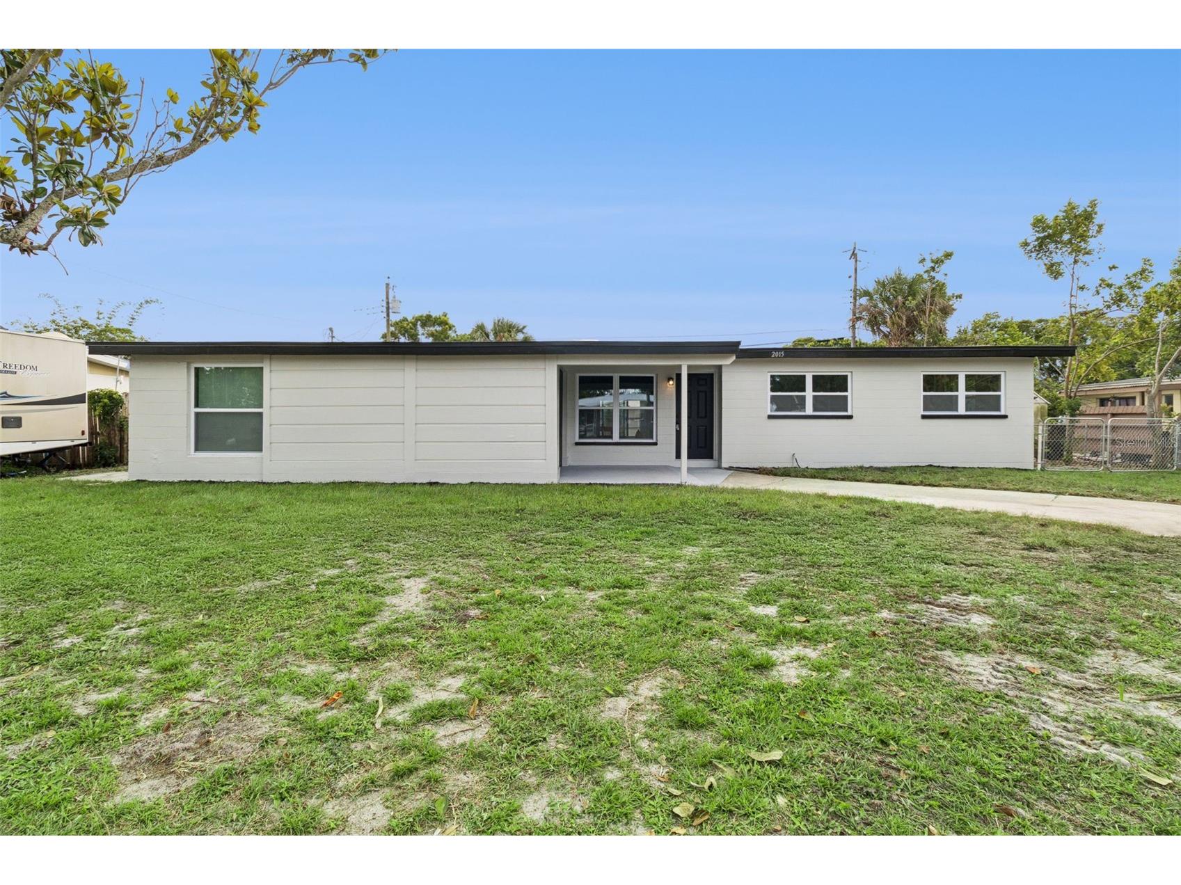 2015 Coolidge Avenue Melbourne FL 32935 O6401695 image2