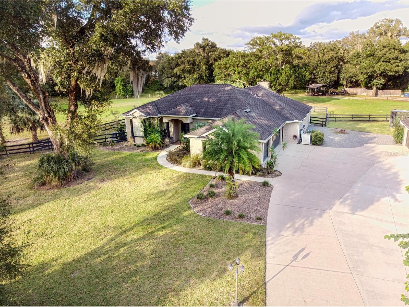 2015 Hawk Haven Trail Deland FL 32720 A4690474 image2