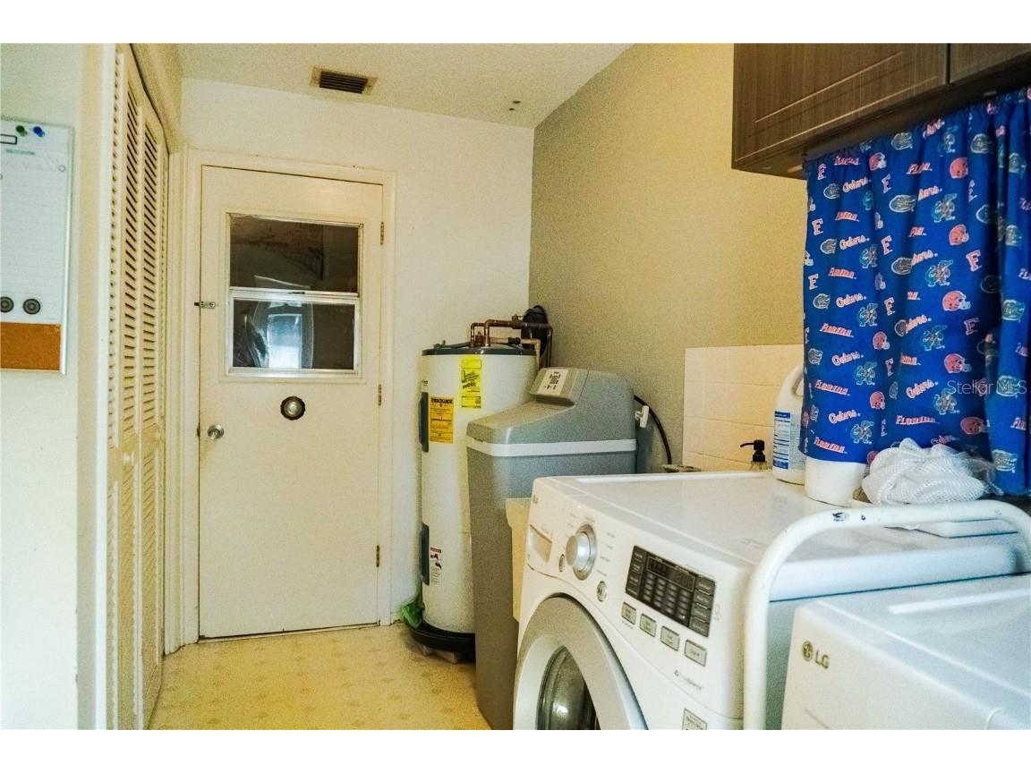 2015 Hillwood Dr Clearwater FL 33763 TB8437491 image19