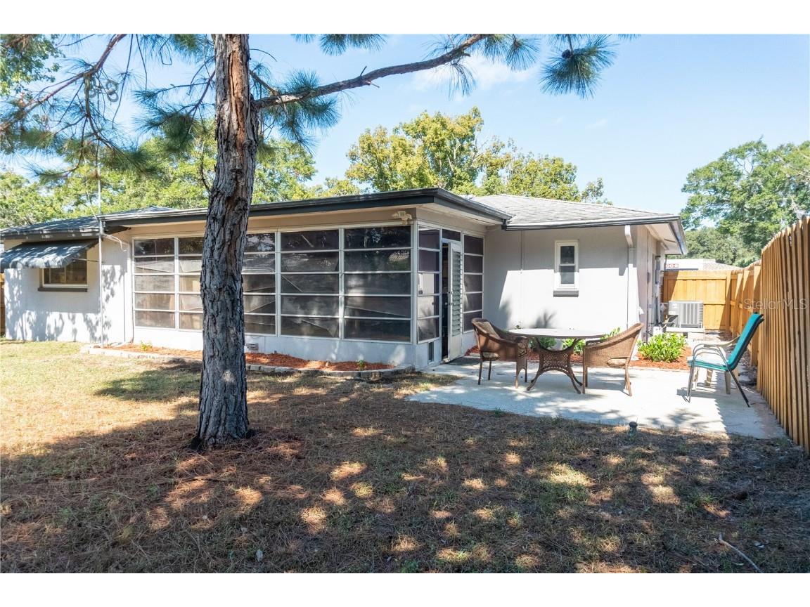 2015 Hillwood Dr Clearwater FL 33763 TB8437491 image22