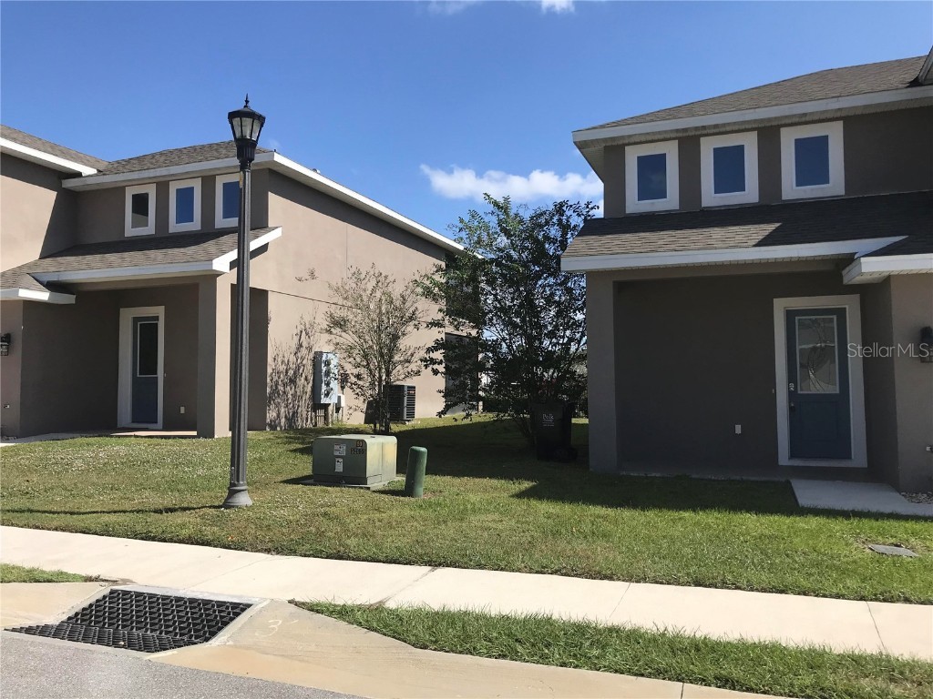 2015 Lunn Landings Drive Lakeland FL 33811 L4940405 image1