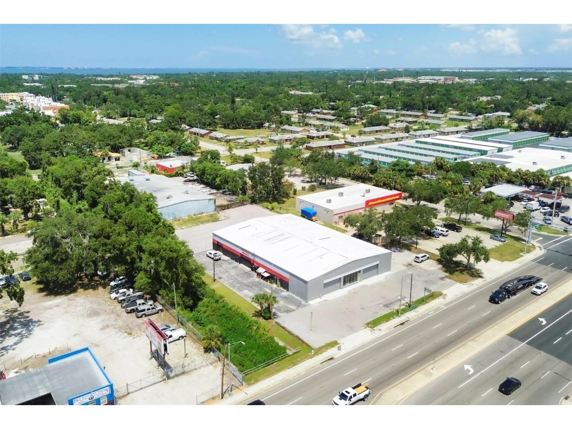 2015 N Washington Boulevard Sarasota FL 34234 A4663086 image1