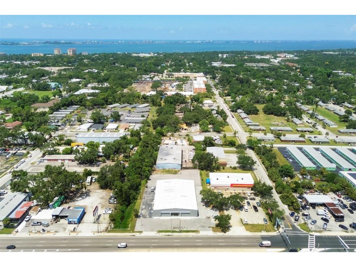 2015 N Washington Boulevard Sarasota FL 34234 A4663086 image18