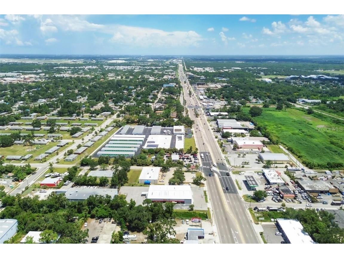 2015 N Washington Boulevard Sarasota FL 34234 A4663086 image19