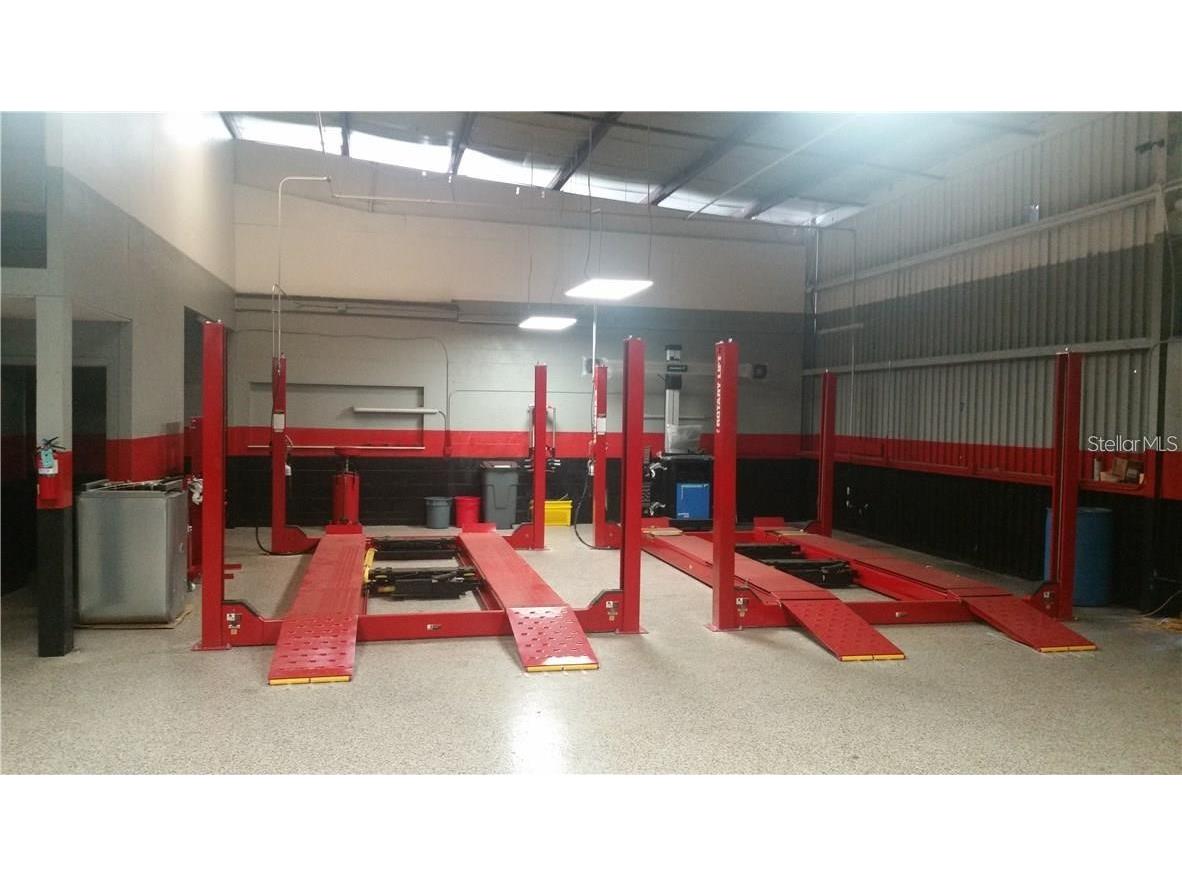 2015 N Washington Boulevard Sarasota FL 34234 A4663086 image34