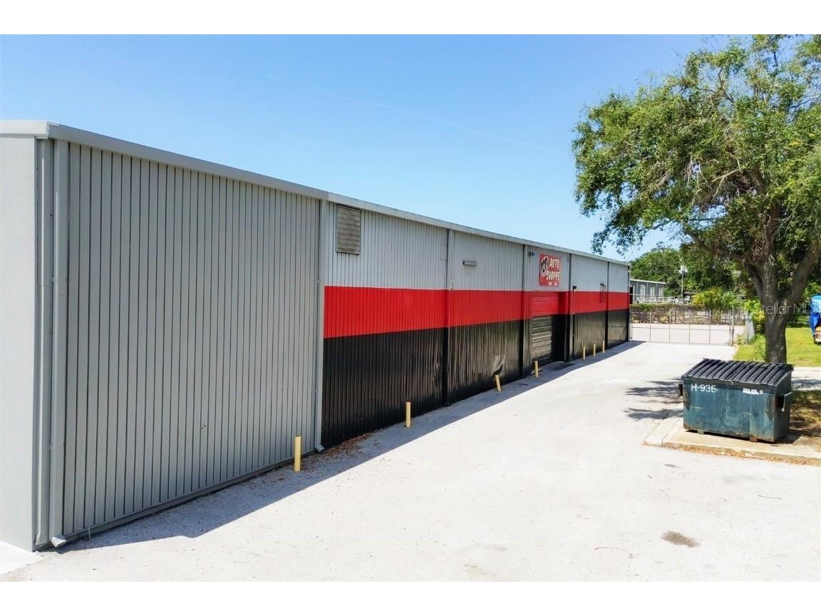 2015 N Washington Boulevard Sarasota FL 34234 A4663086 image5