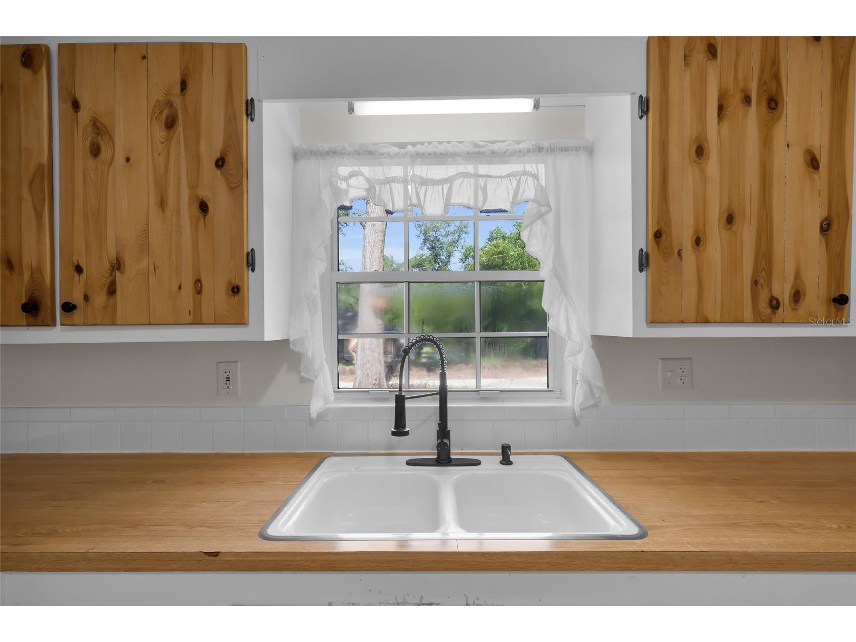 2015 NE 12th Avenue Ocala FL 34470 OM727863 image47