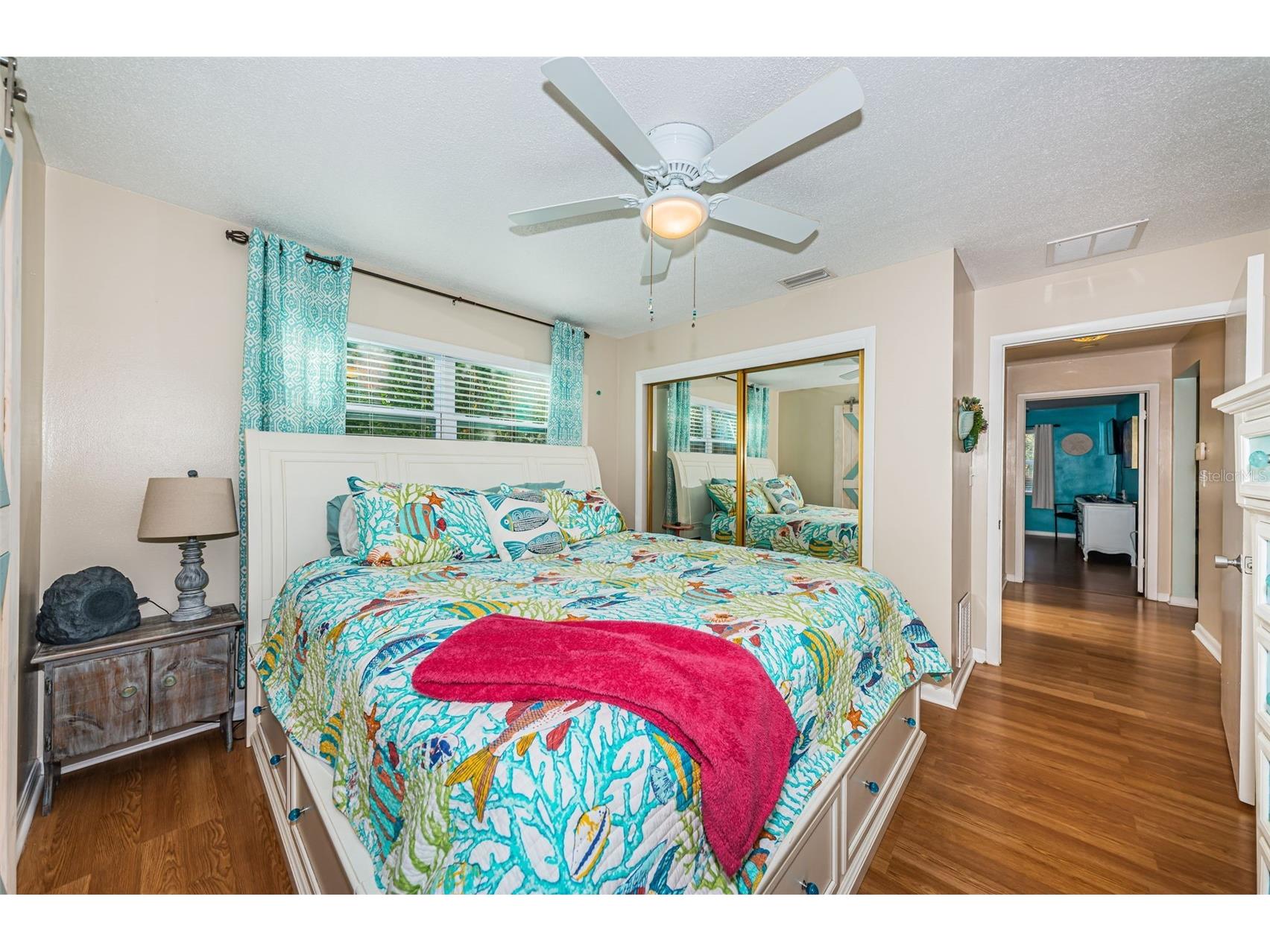 2015 Park Street N Saint Petersburg FL 33710 TB8467413 image13