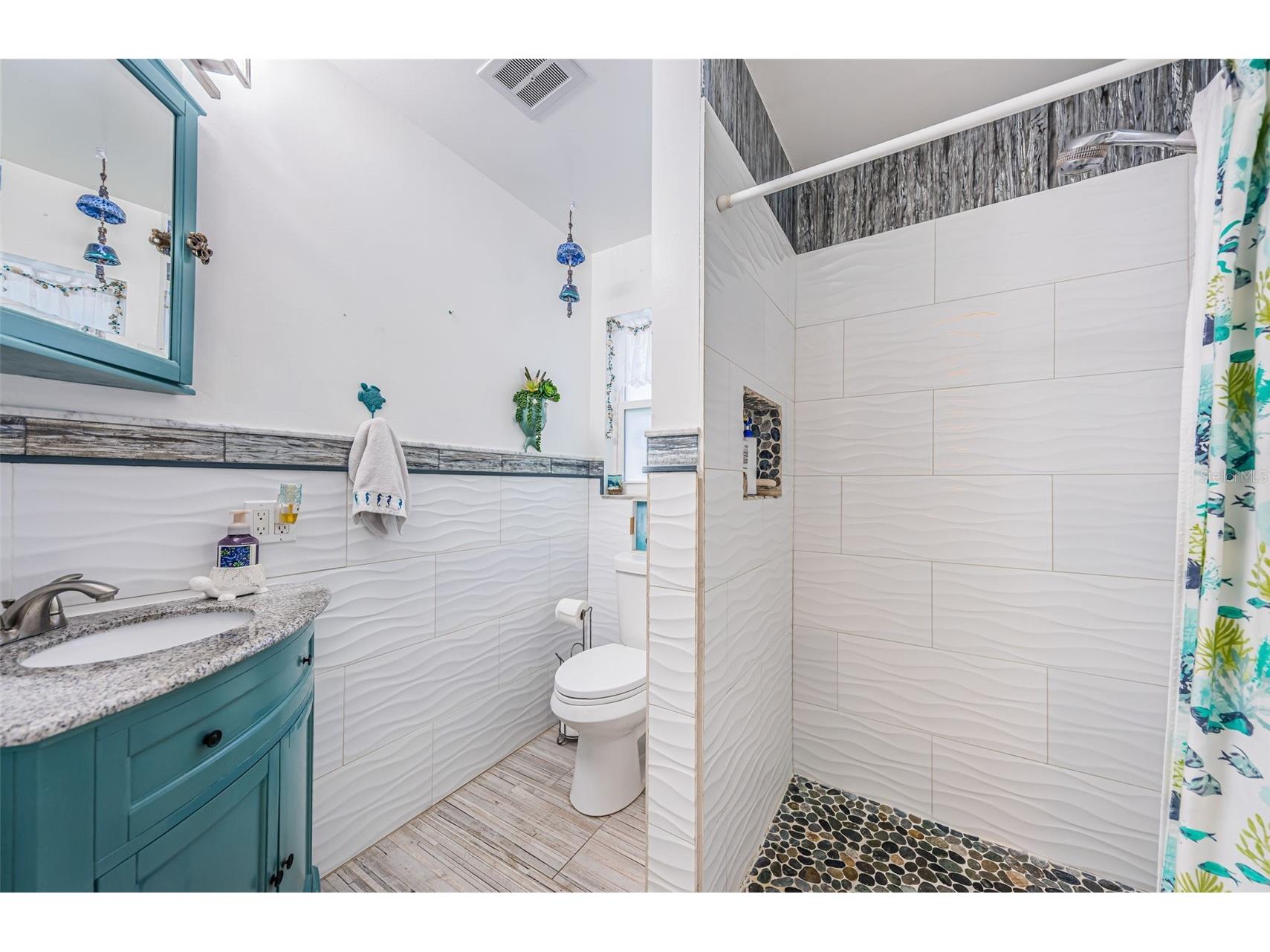 2015 Park Street N Saint Petersburg FL 33710 TB8467413 image14