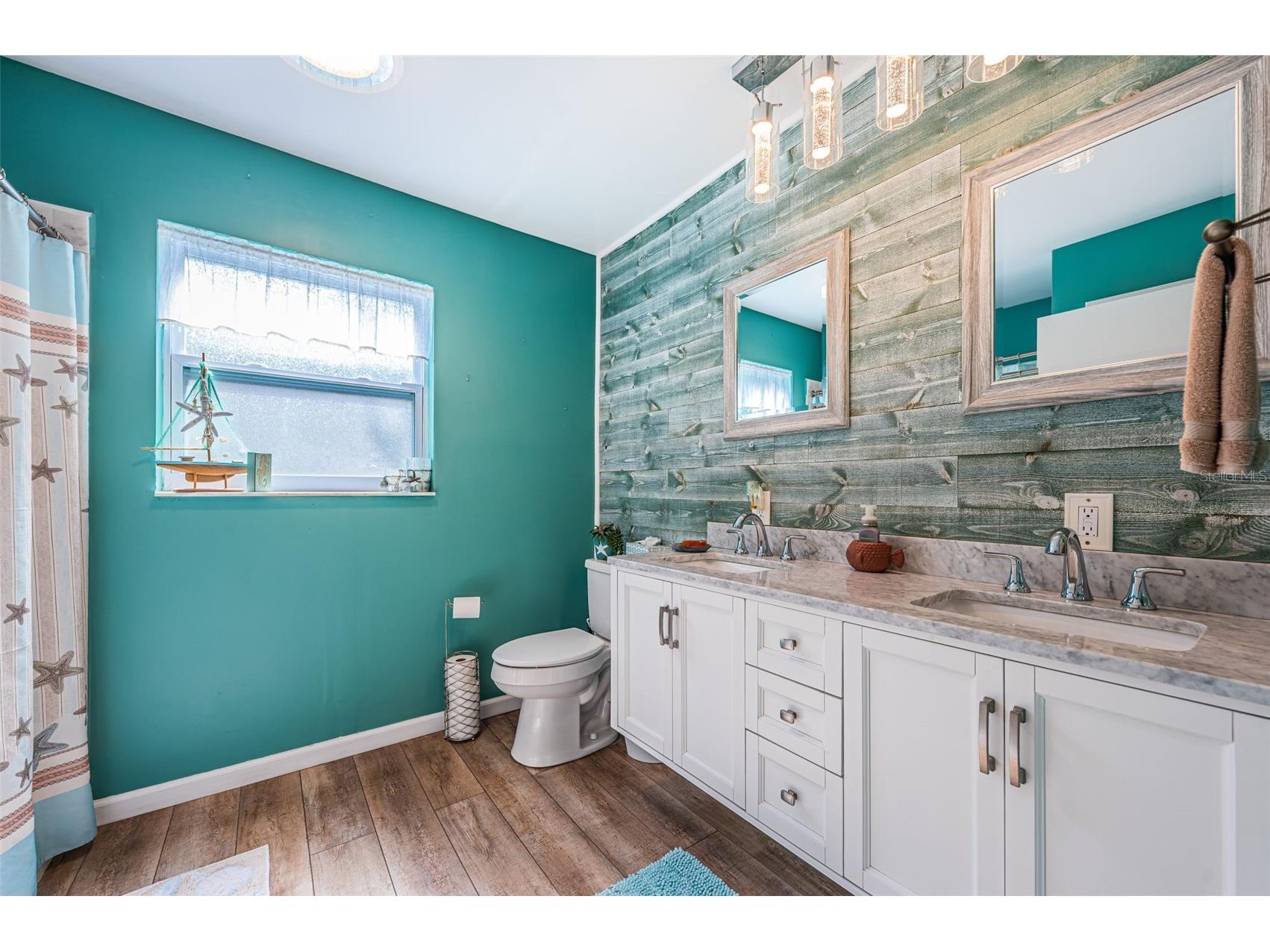 2015 Park Street N Saint Petersburg FL 33710 TB8467413 image17