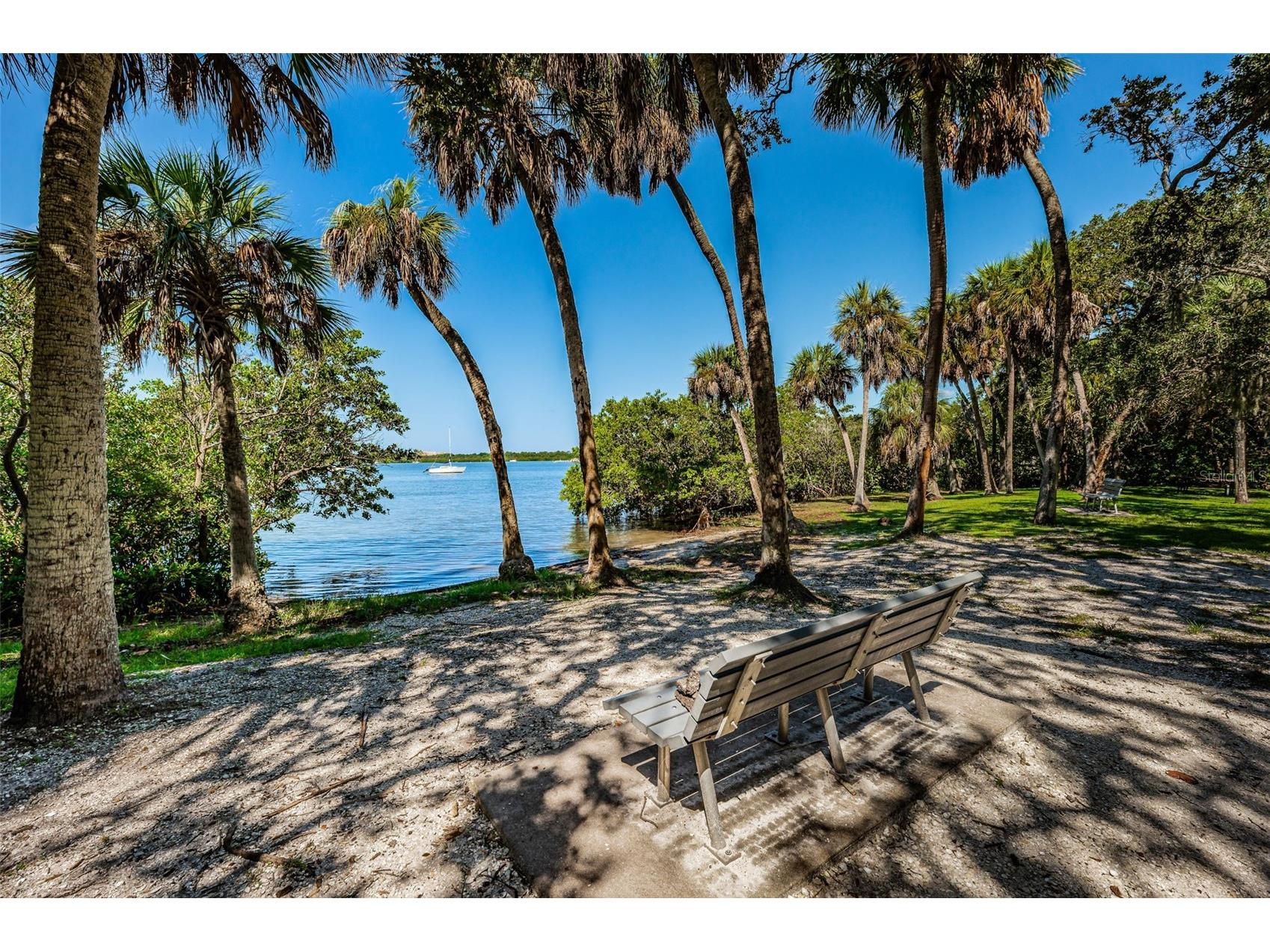 2015 Park Street N Saint Petersburg FL 33710 TB8467413 image39