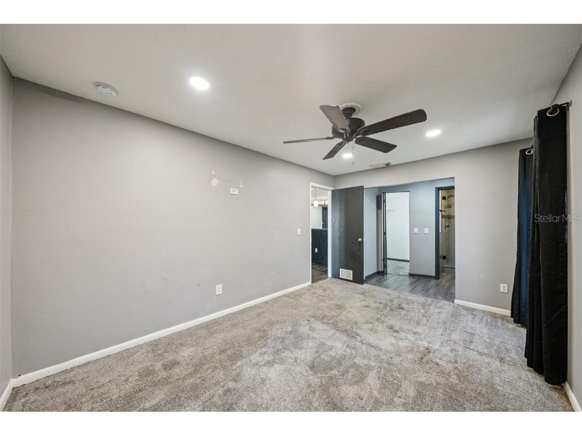 2015 Ronald Circle Seffner FL 33584 TB8453875 image10