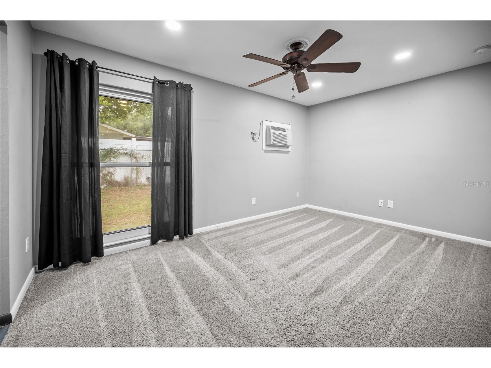 2015 Ronald Circle Seffner FL 33584 TB8518045 image14