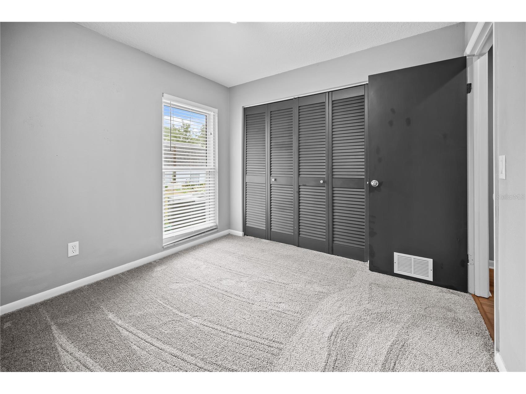 2015 Ronald Circle Seffner FL 33584 TB8518045 image23