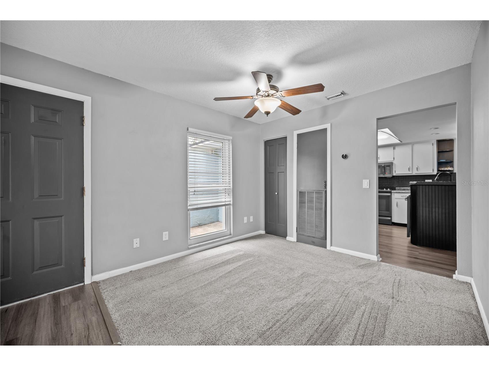 2015 Ronald Circle Seffner FL 33584 TB8518045 image7
