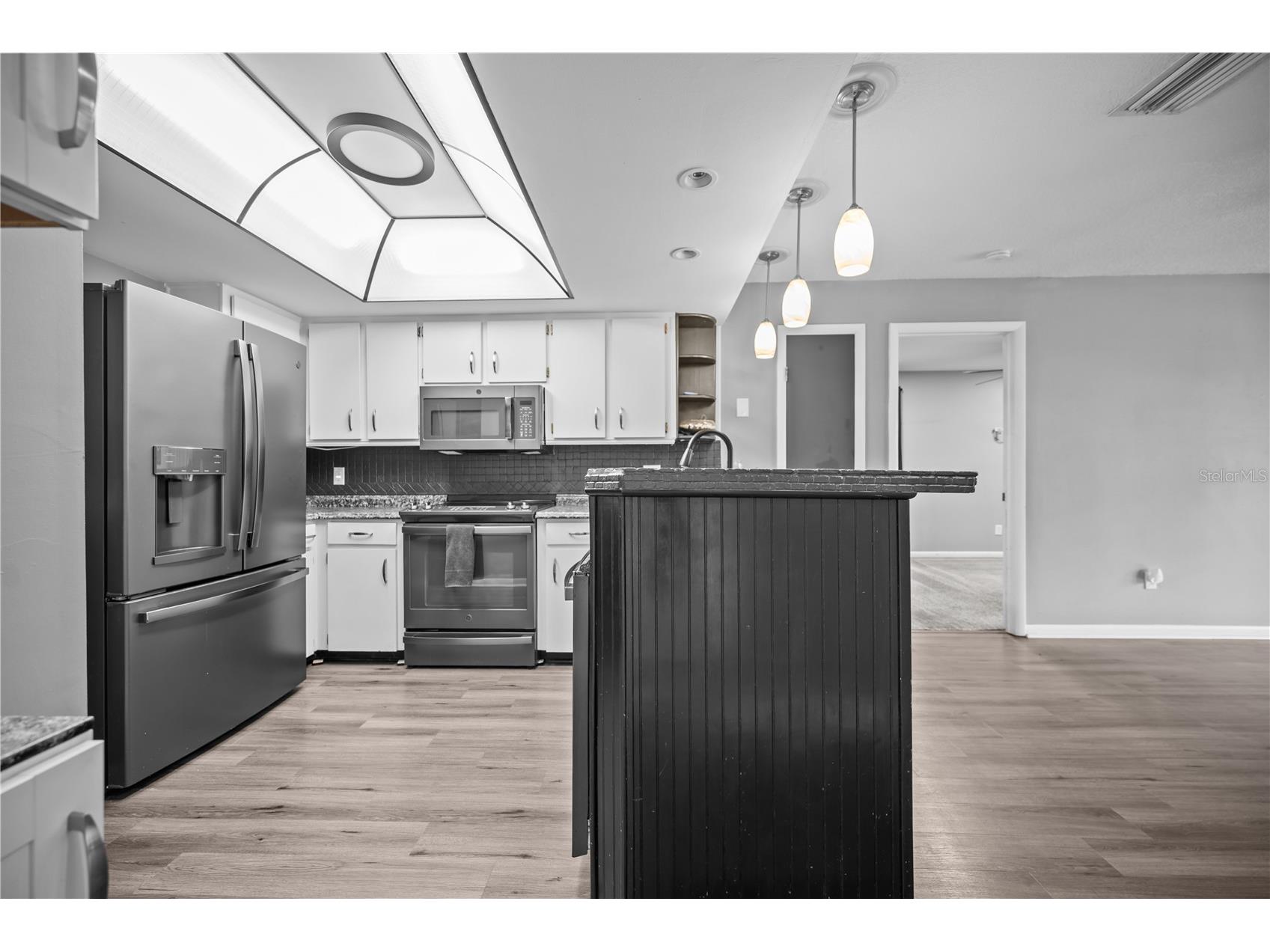 2015 Ronald Circle Seffner FL 33584 TB8518045 image9