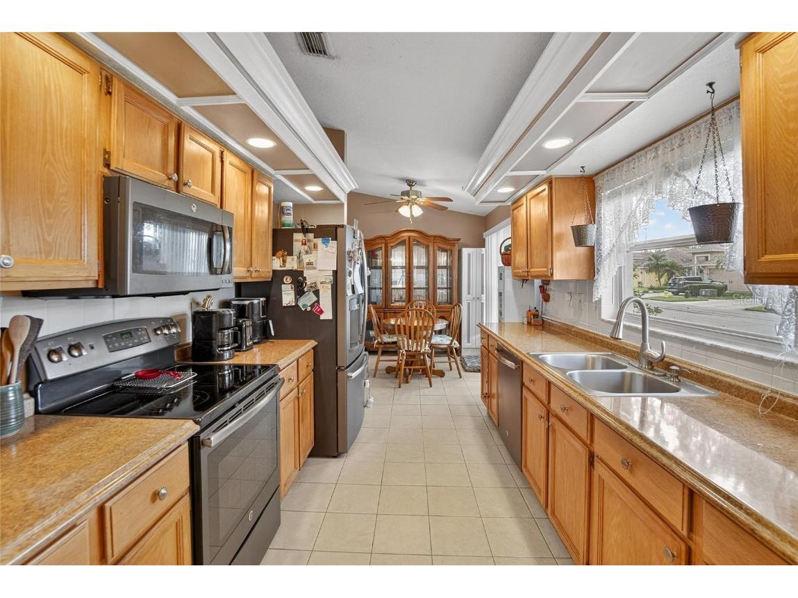 2015 Thornbush Place Brandon FL 33511 TB8408844 image17