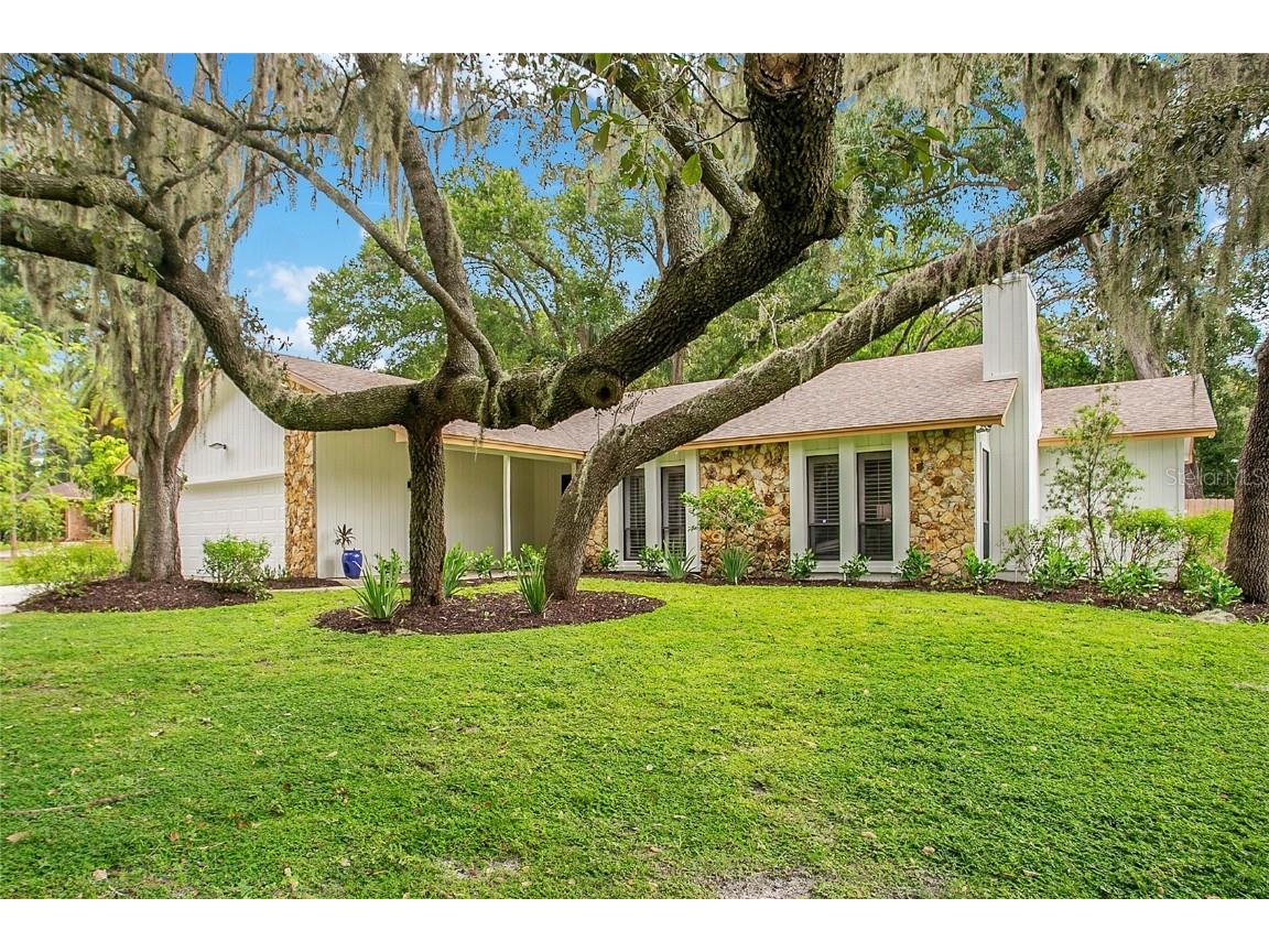 2015 Woody Drive Windermere FL 34786 - LAKE DOWN BUTLER CHAIN O6346978 image1