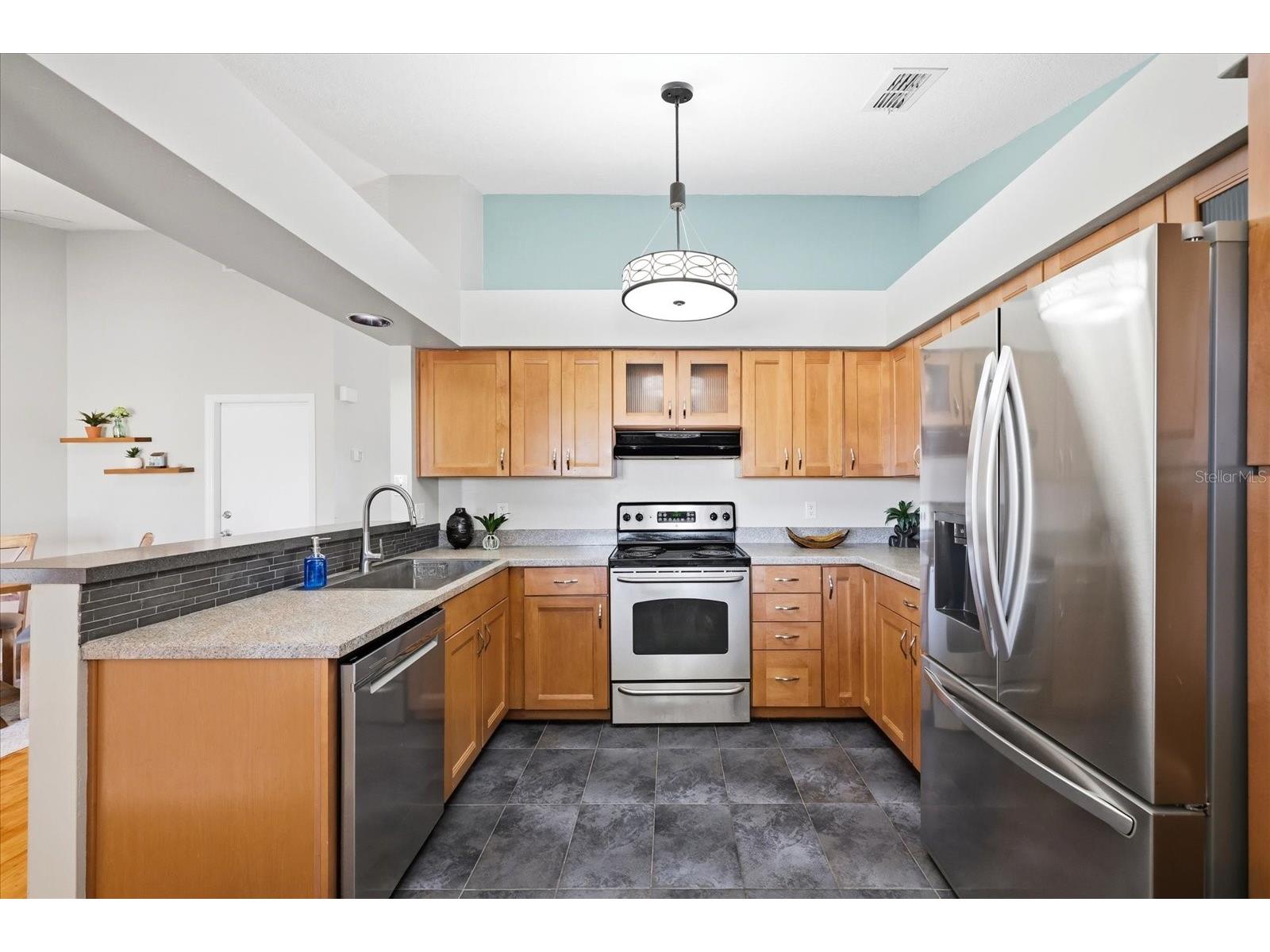 2016 58th Circle S Saint Petersburg FL 33712 O6391935 image13