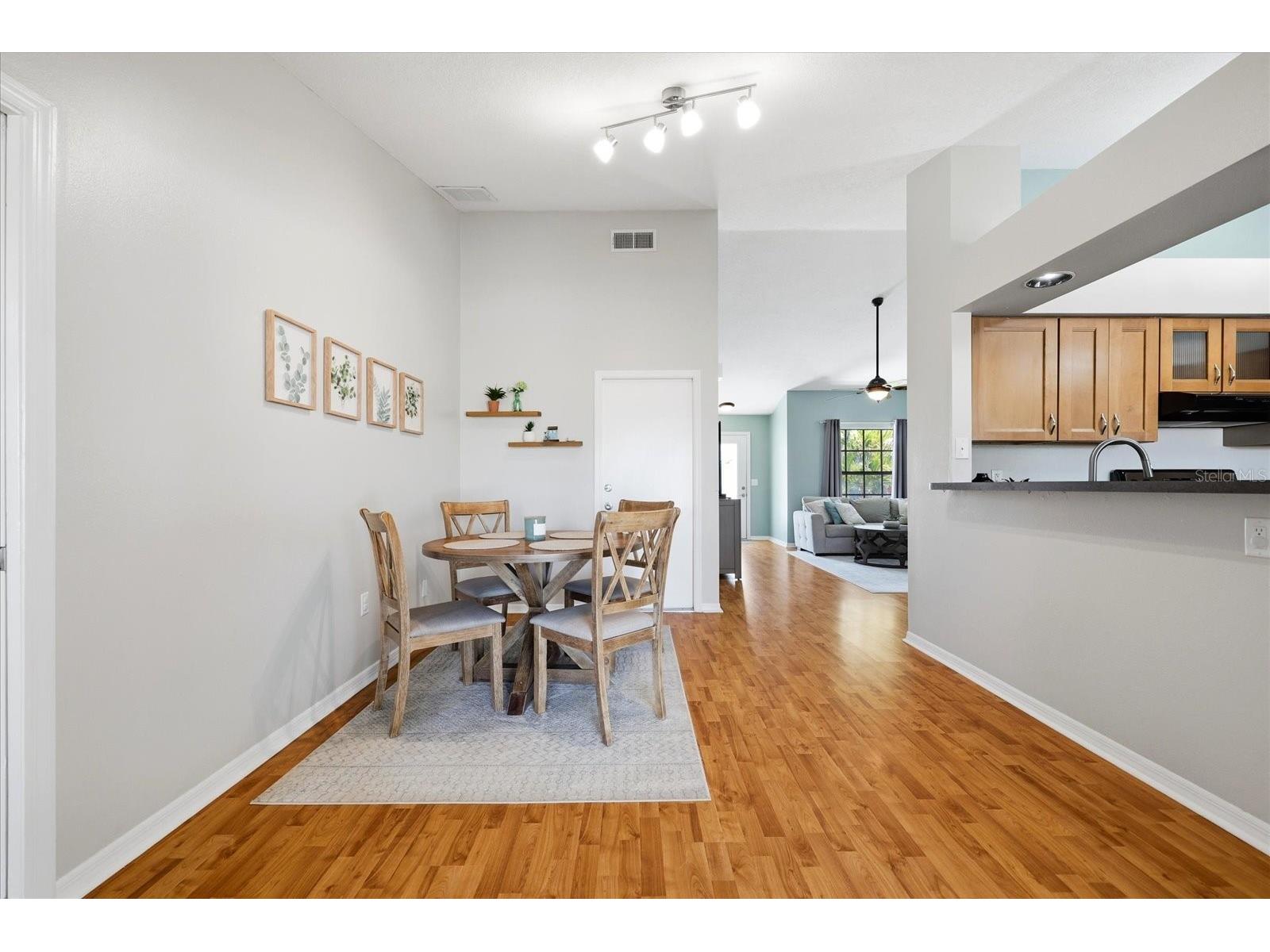 2016 58th Circle S Saint Petersburg FL 33712 O6391935 image9