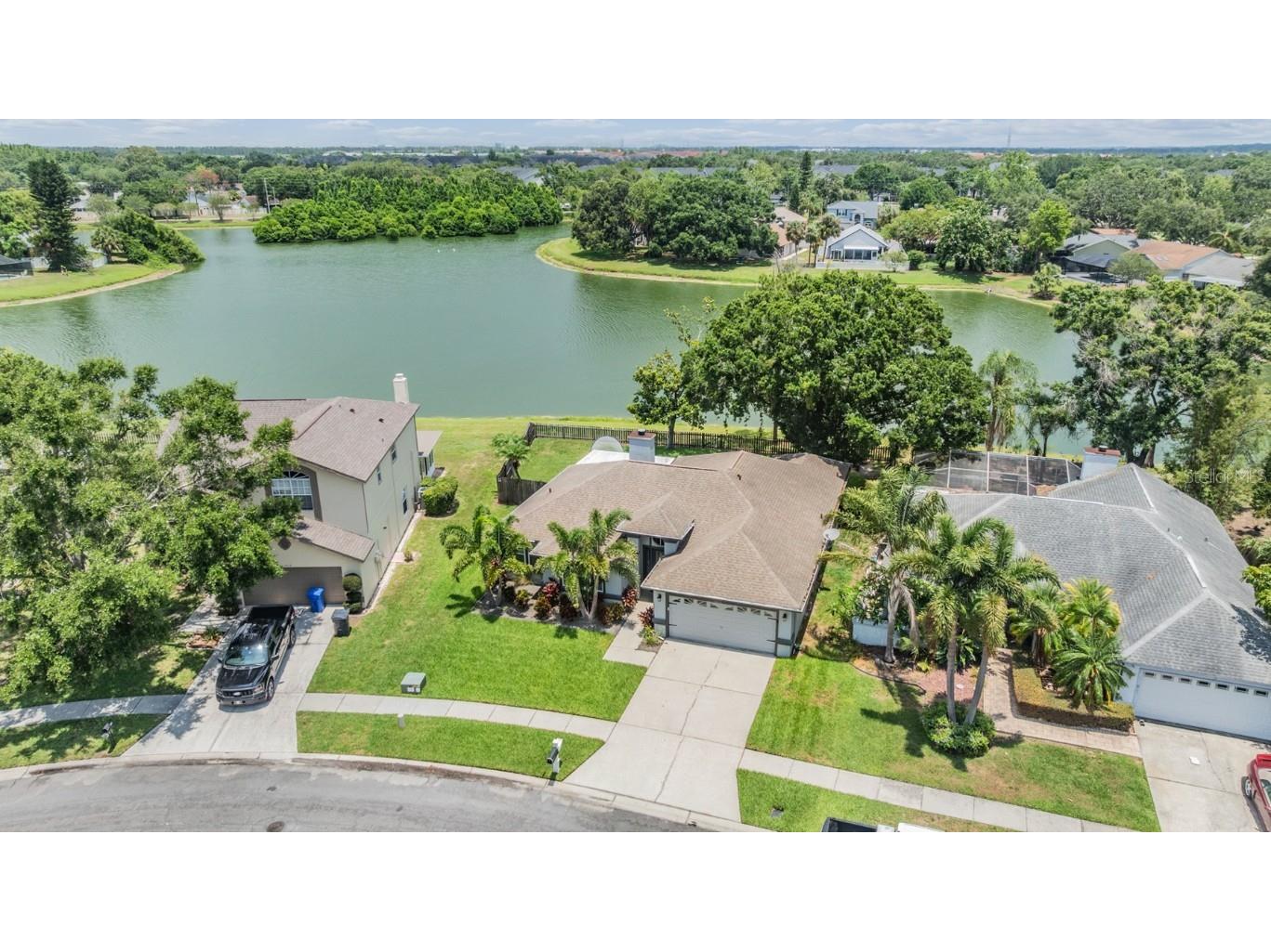 2016 Chelam Way Brandon FL 33511 TB8391960 image1