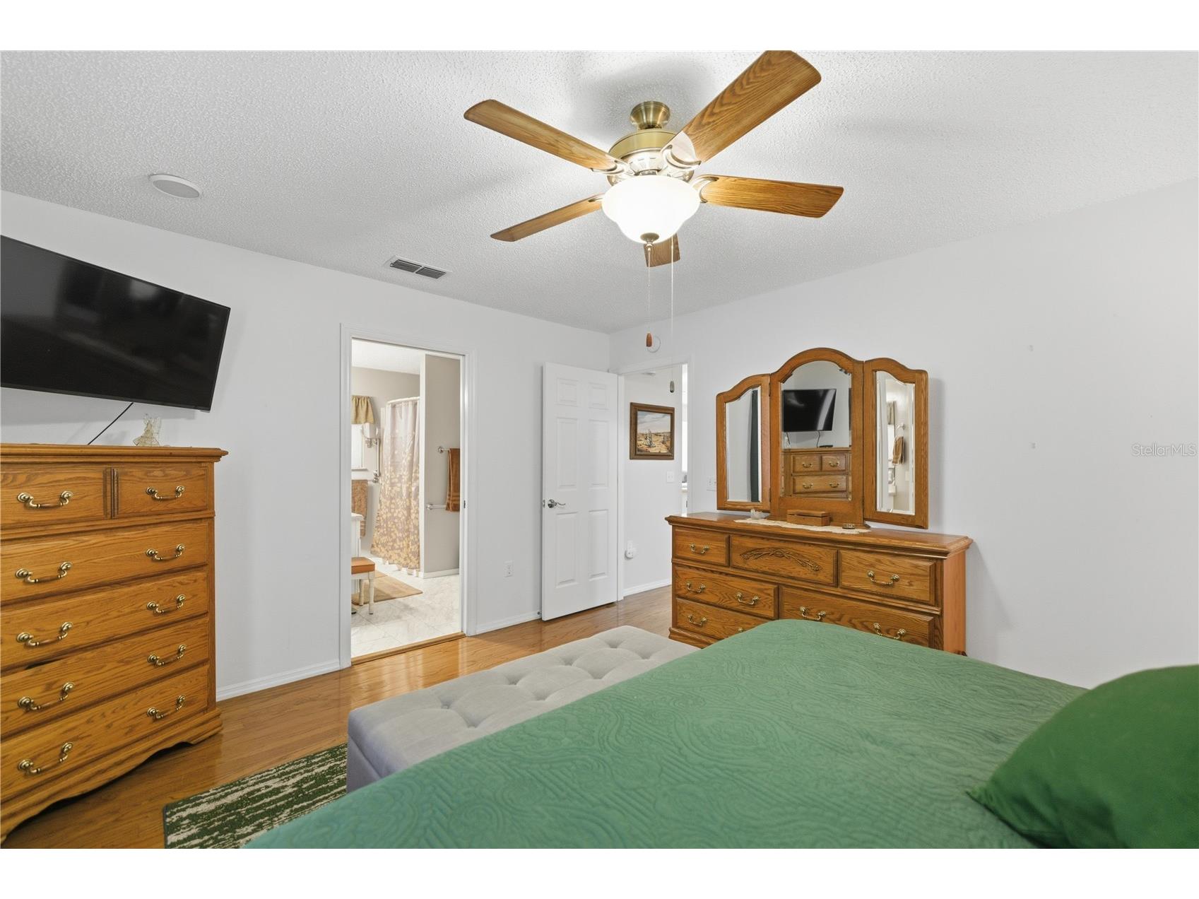 2016 Claudio Lane The Villages FL 32159 G5106957 image25